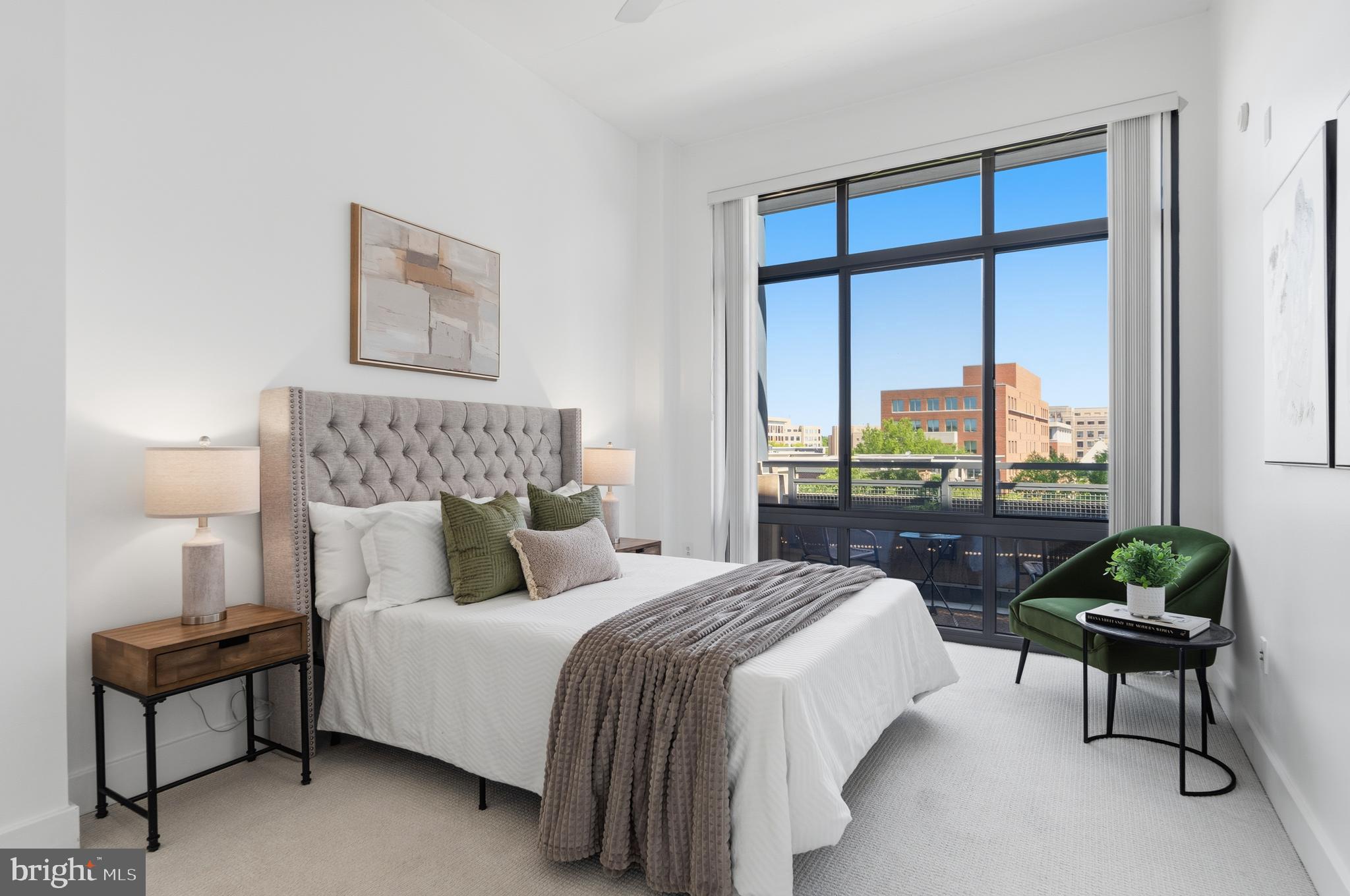CONDOS AT CARLYLE SQUARE - Residential