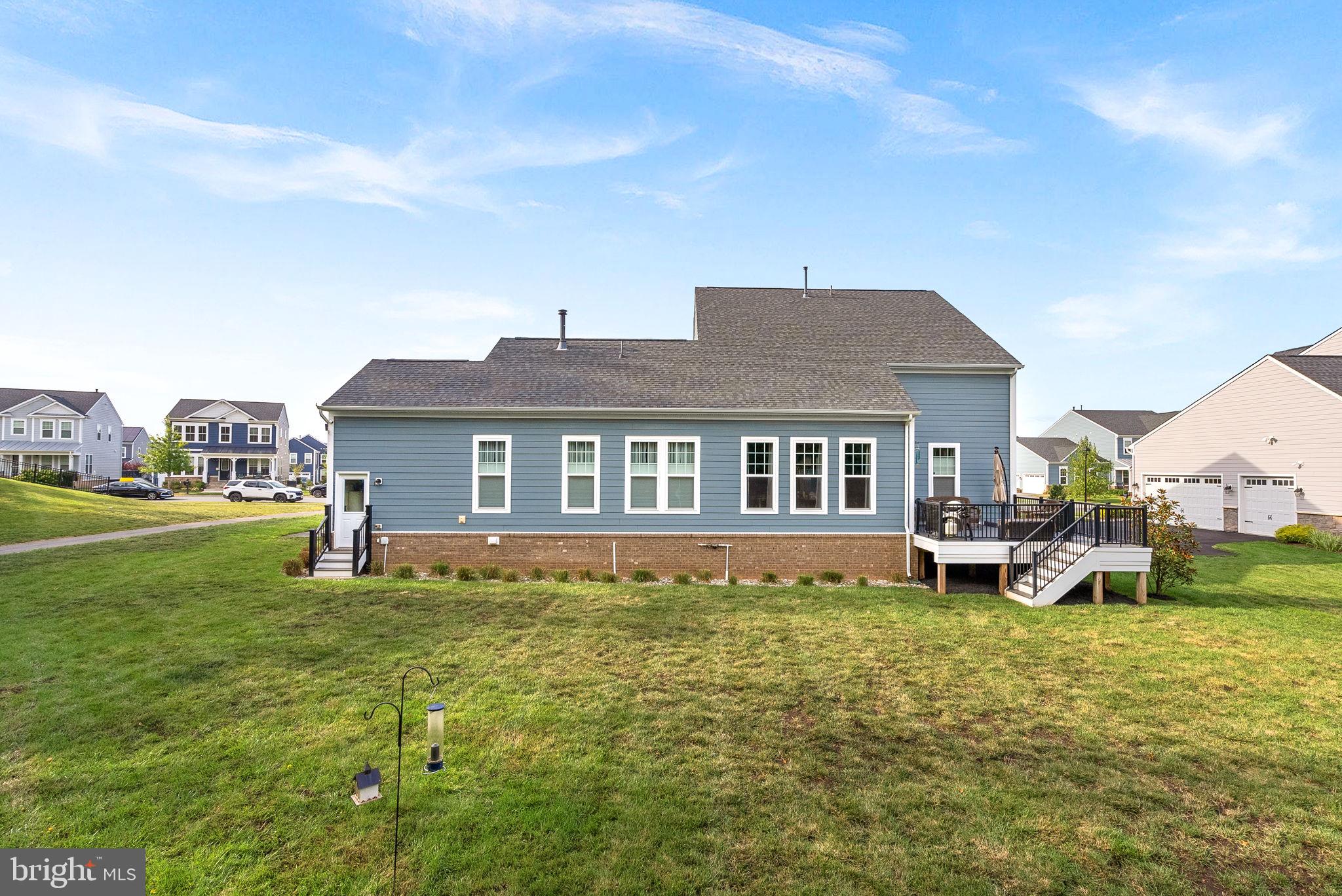 MEADOWBROOK - Residential