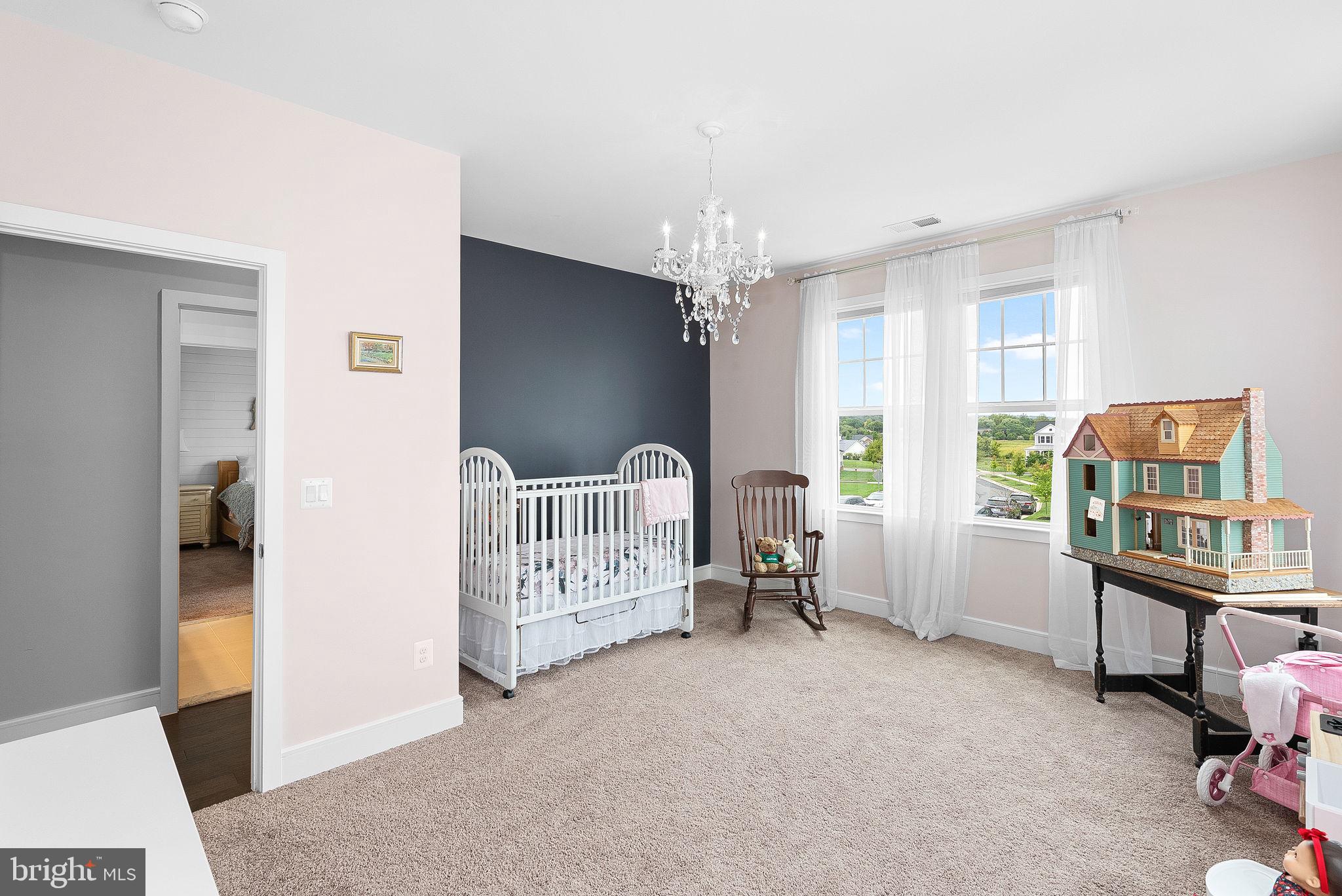 MEADOWBROOK - Residential