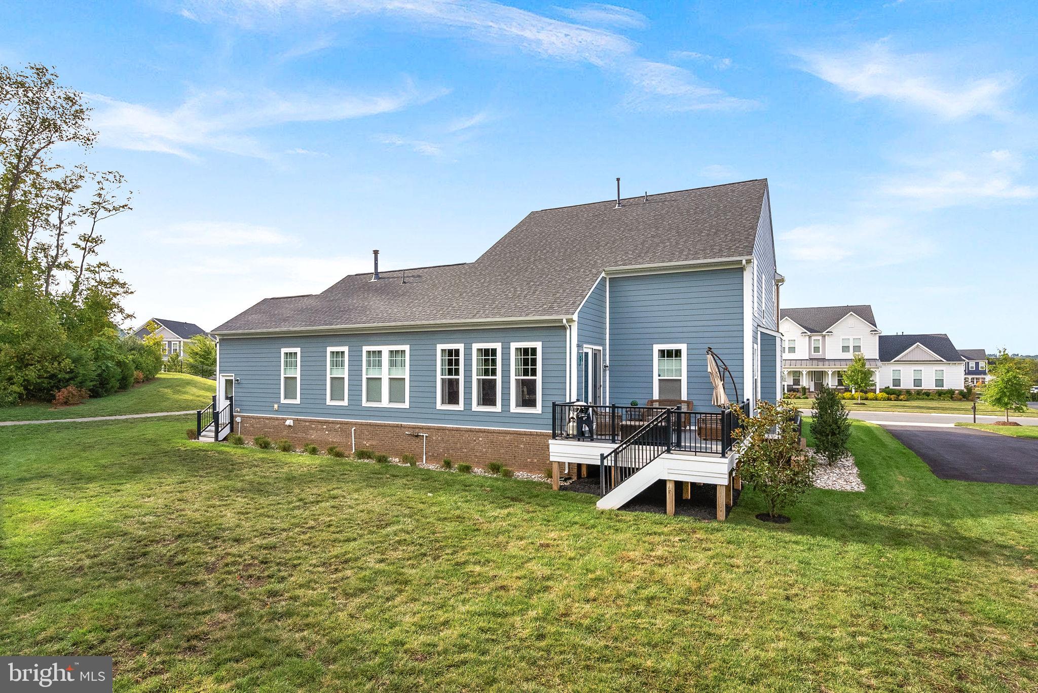 MEADOWBROOK - Residential