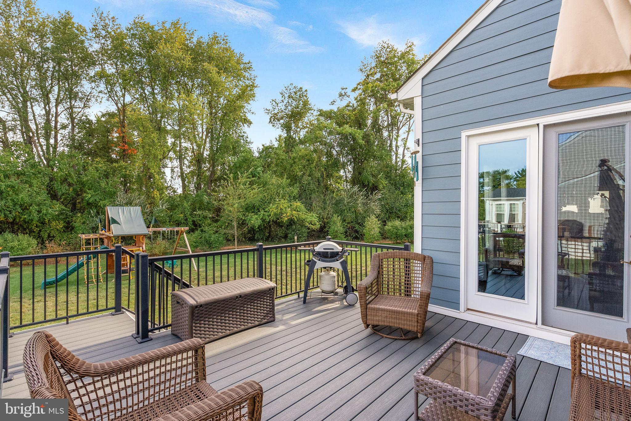 MEADOWBROOK - Residential