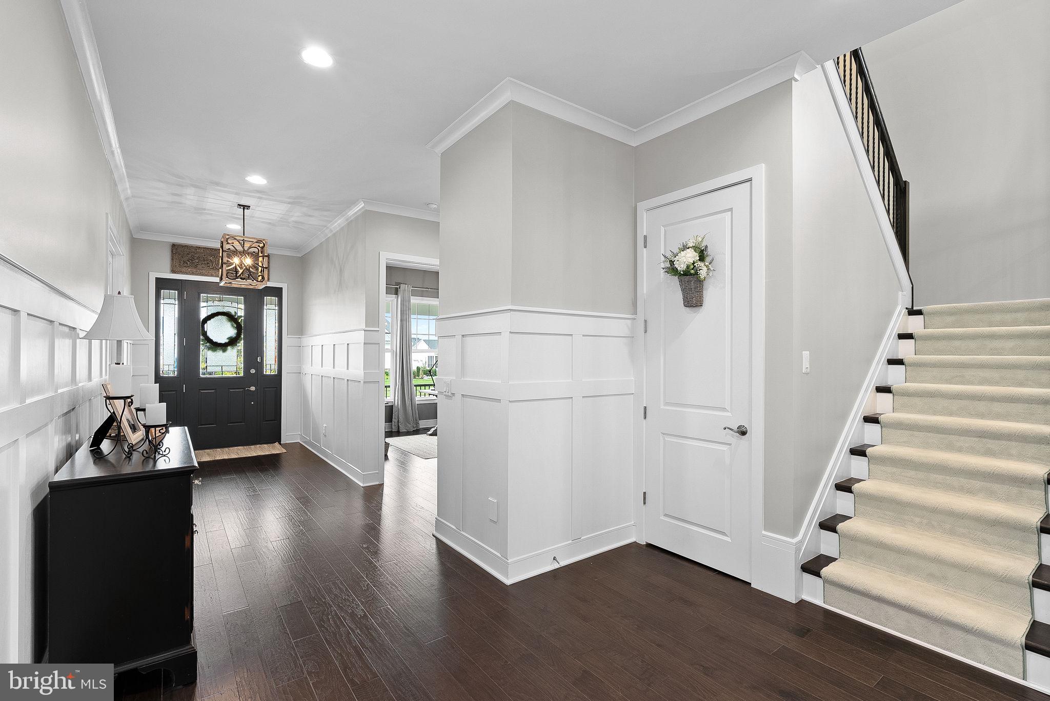 MEADOWBROOK - Residential