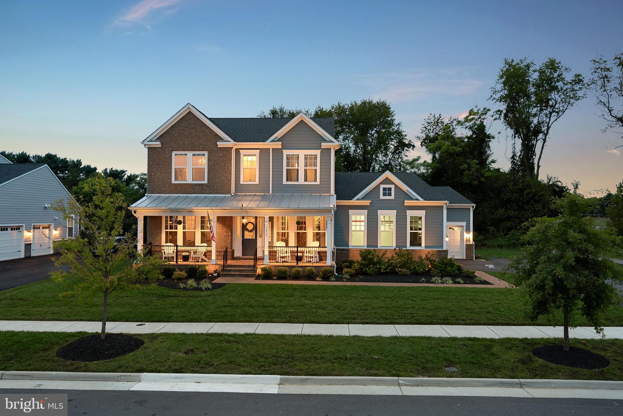 MEADOWBROOK - Residential