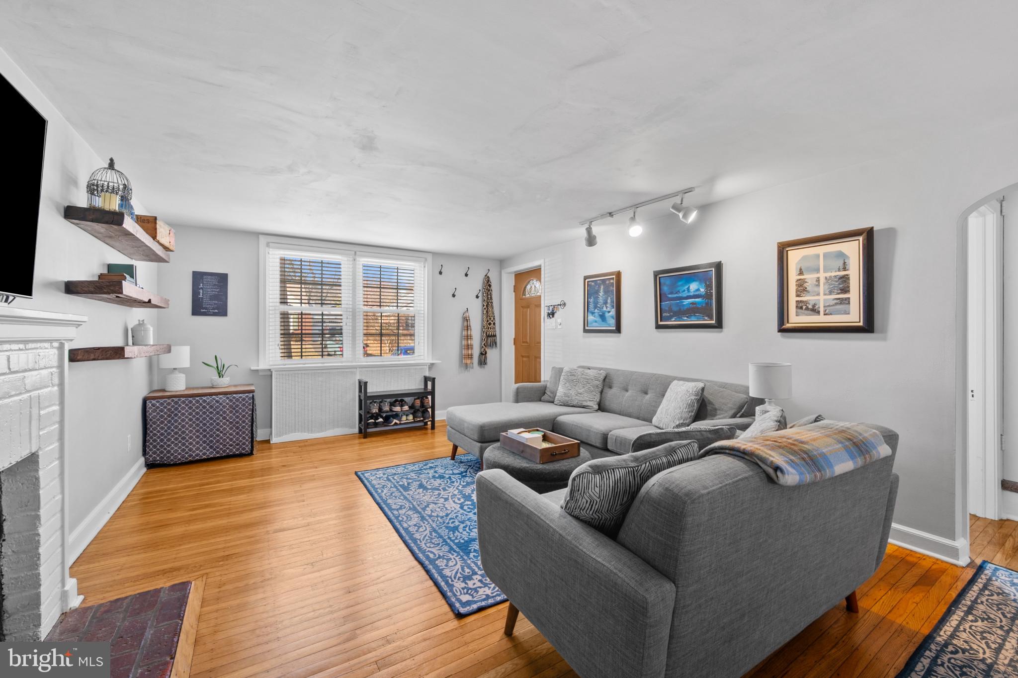 GLENSIDE GARDENS - Residential