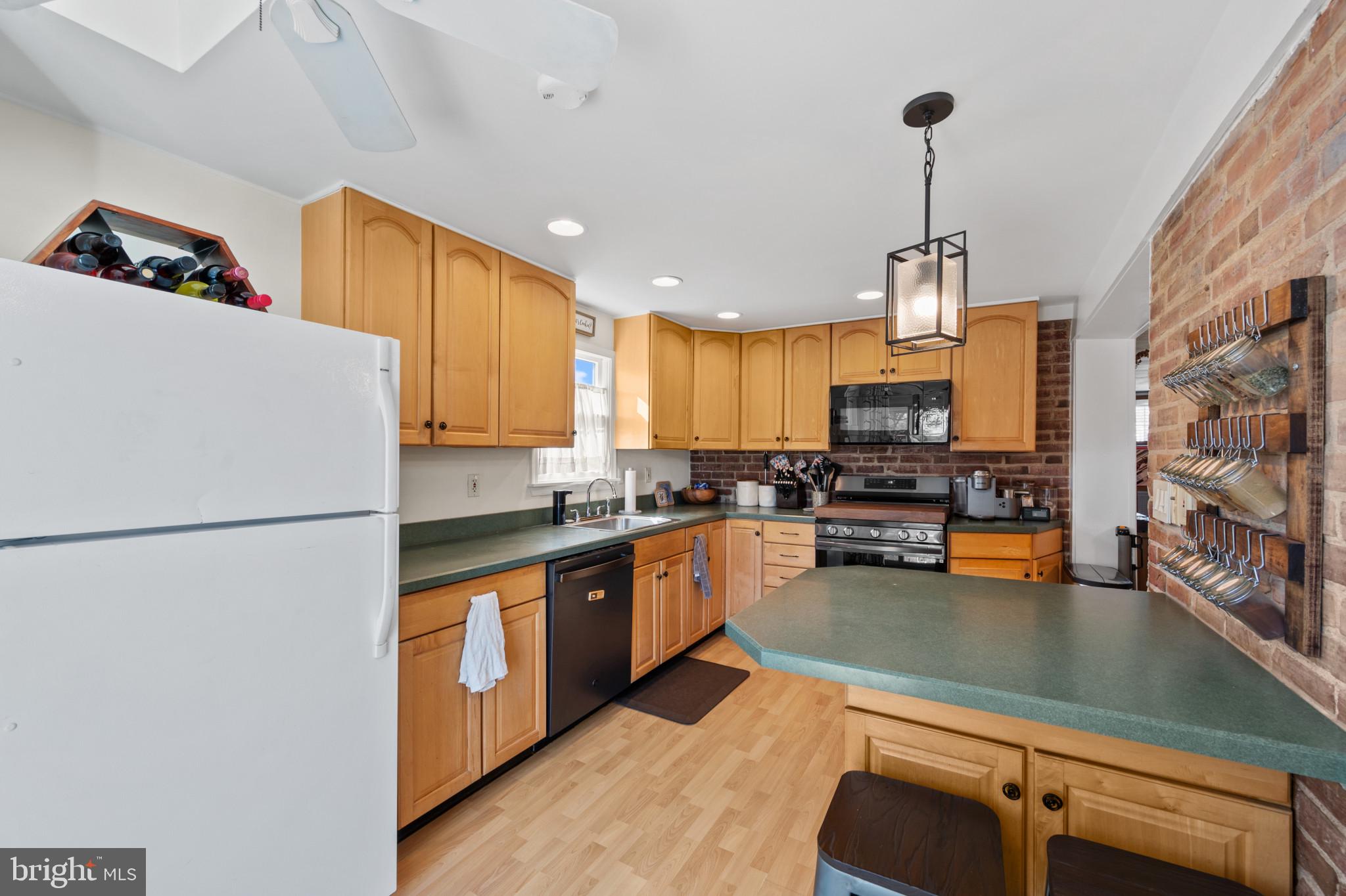 GLENSIDE GARDENS - Residential