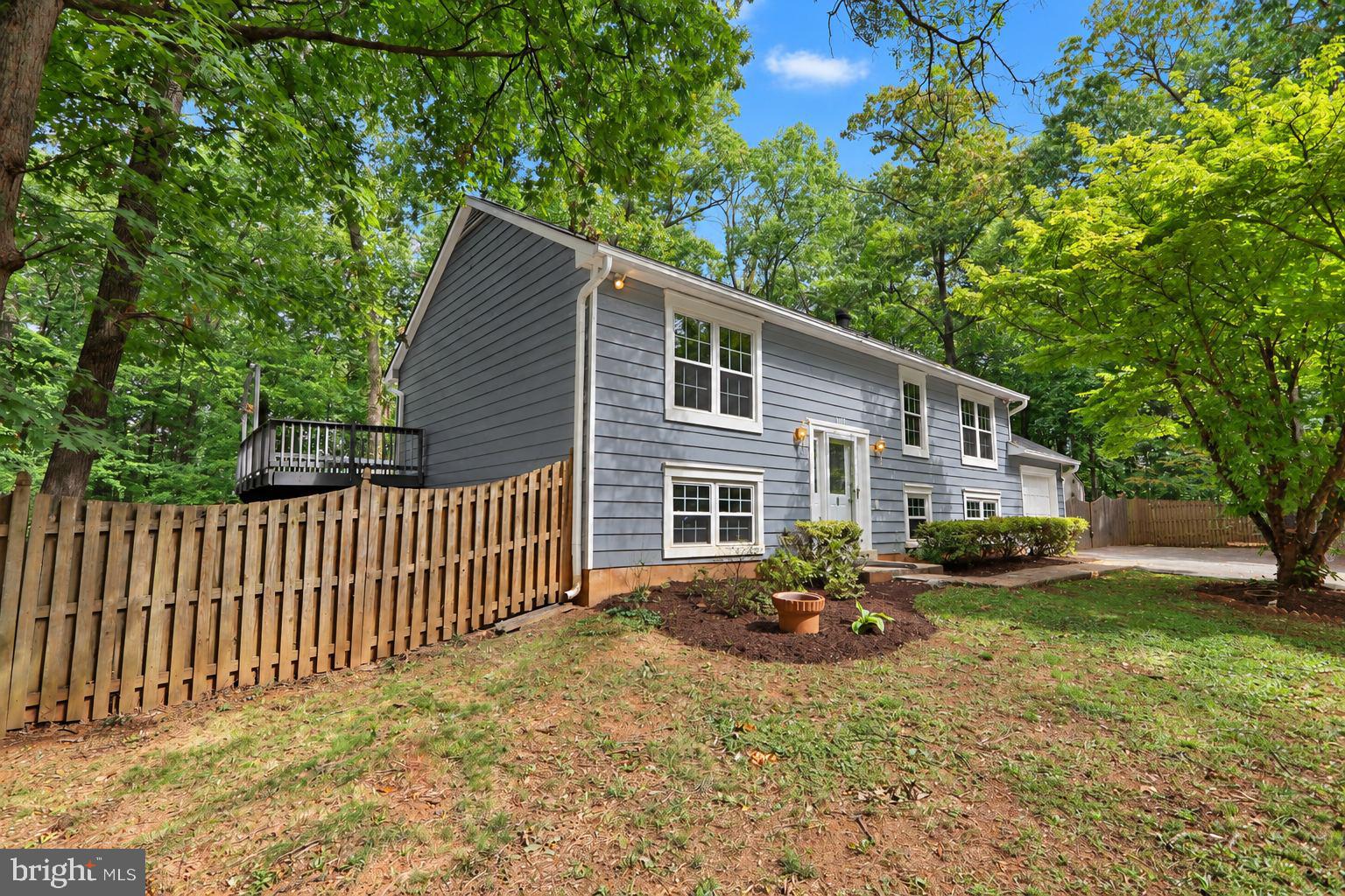 1412 BAYSHIRE LANE