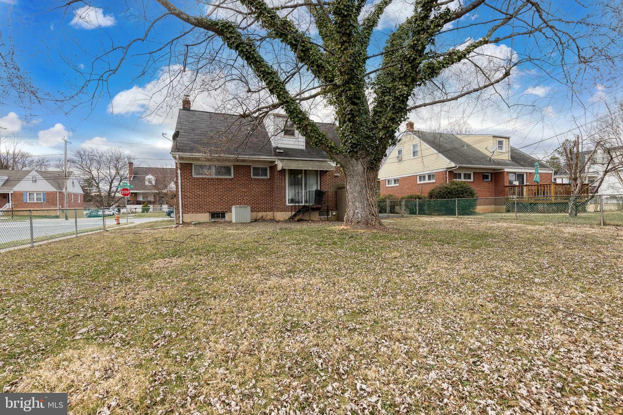 WILLIAMSBURG - Residential