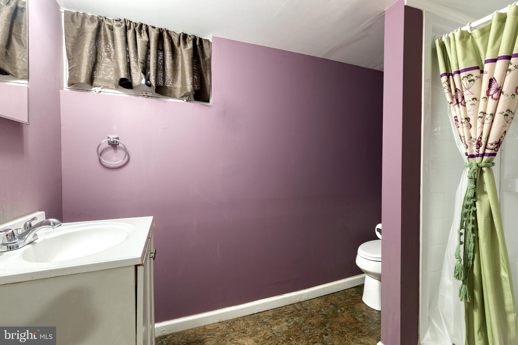 WILLIAMSBURG - Residential