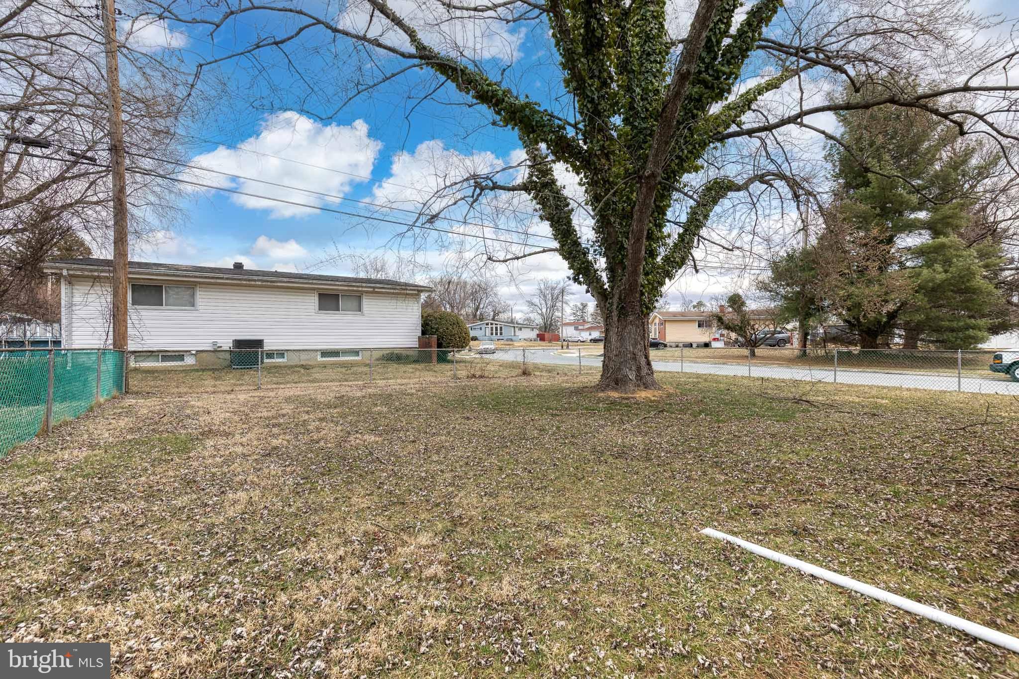 WILLIAMSBURG - Residential