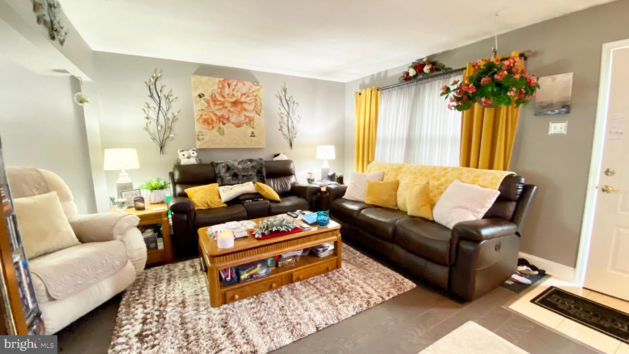 RUMSEY ISLAND - Residential