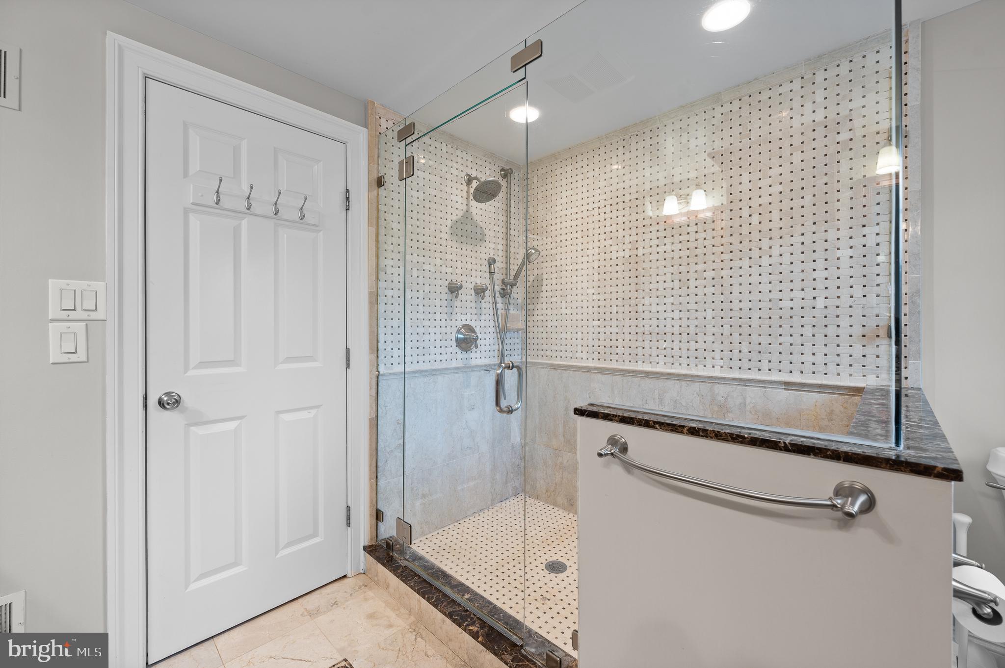 ECHO VALLEY - Residential