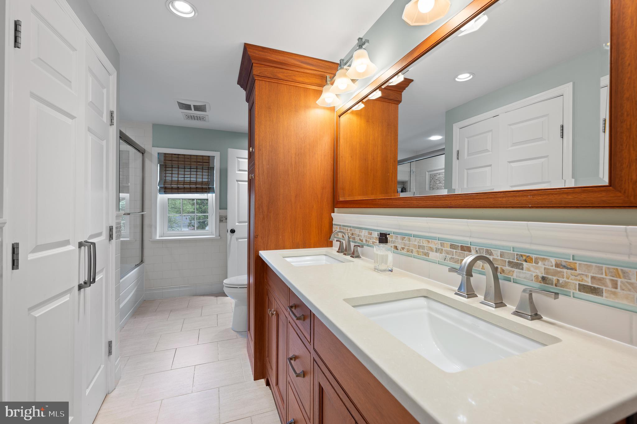 ECHO VALLEY - Residential