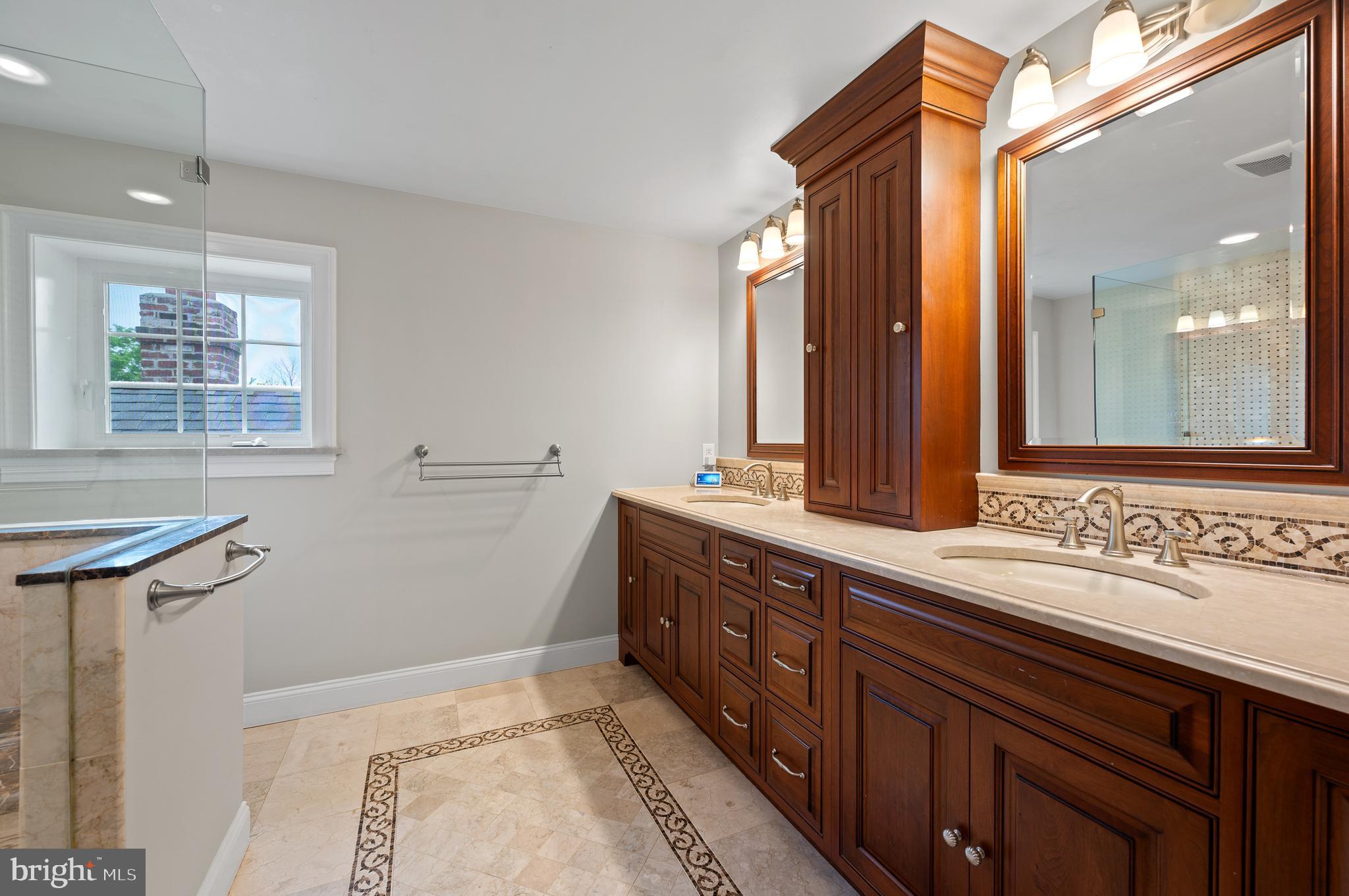 ECHO VALLEY - Residential