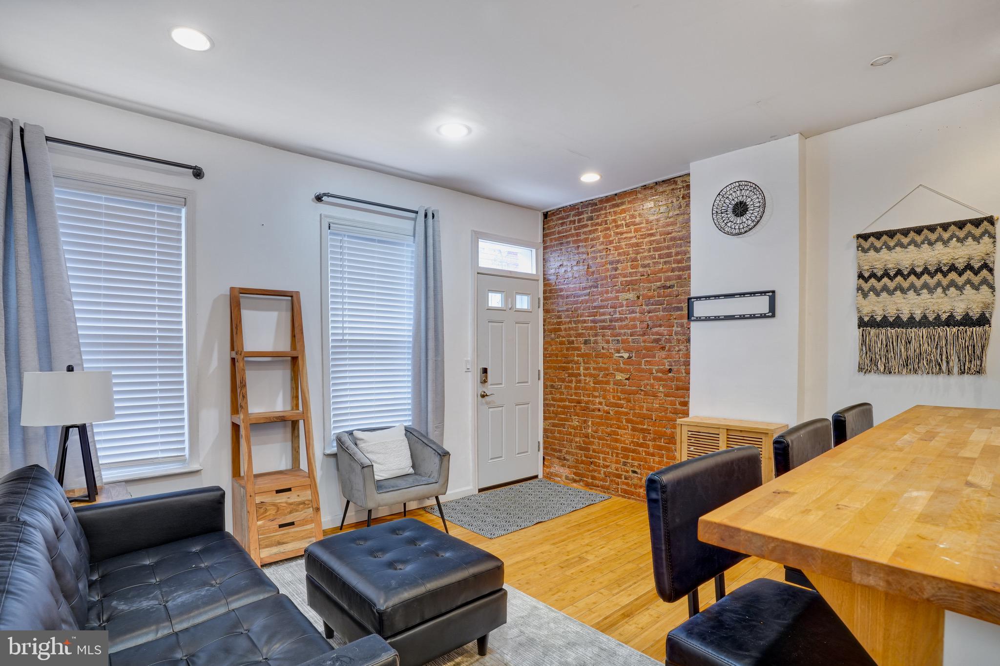 FISHTOWN - Residential Lease