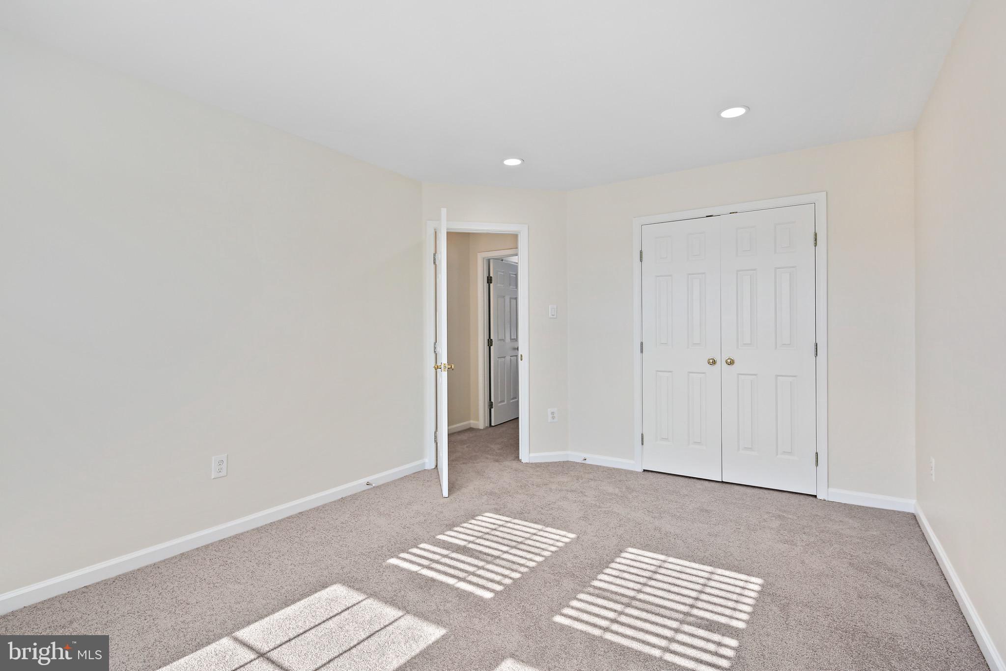 GUNVIEW FARM - Residential