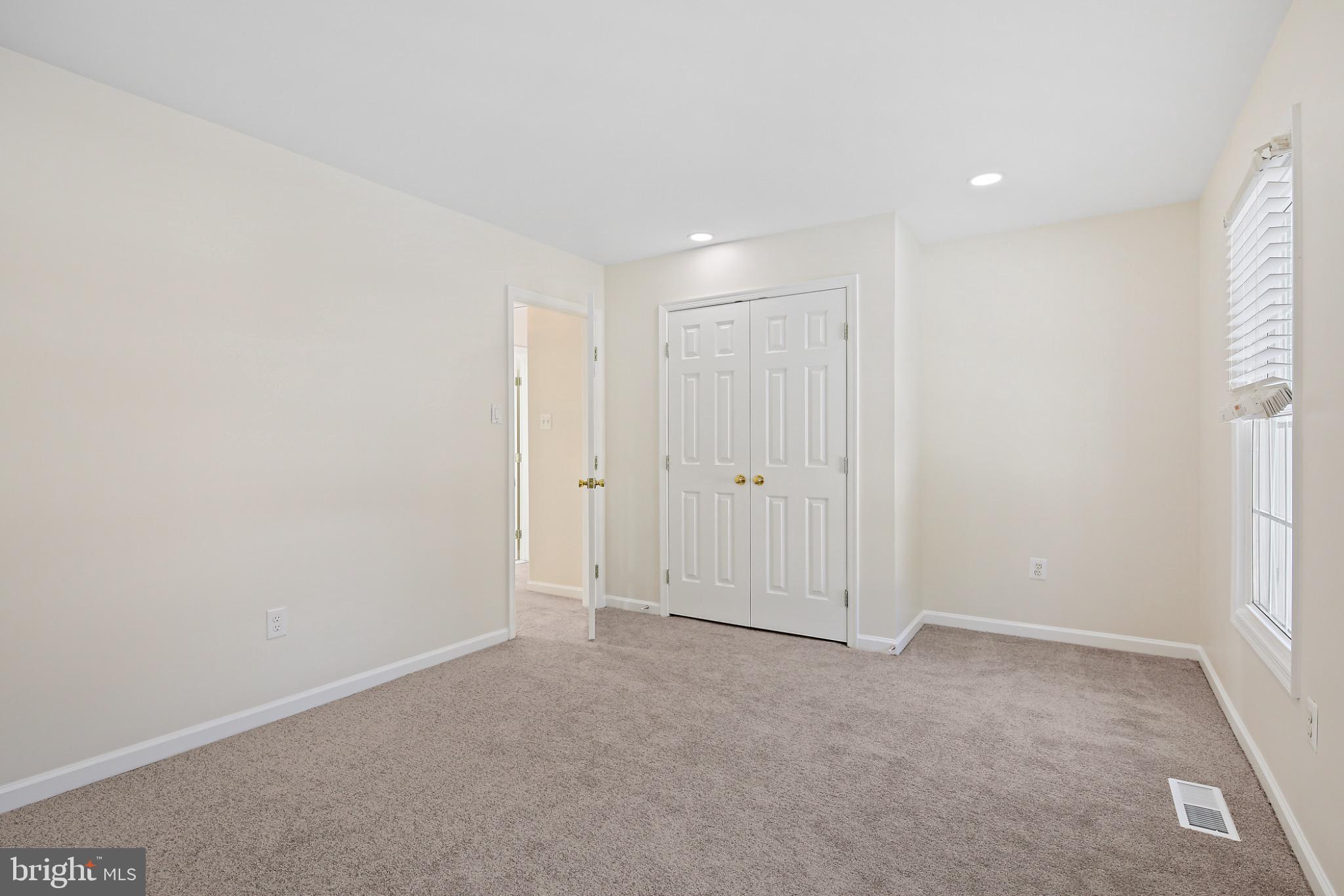 GUNVIEW FARM - Residential