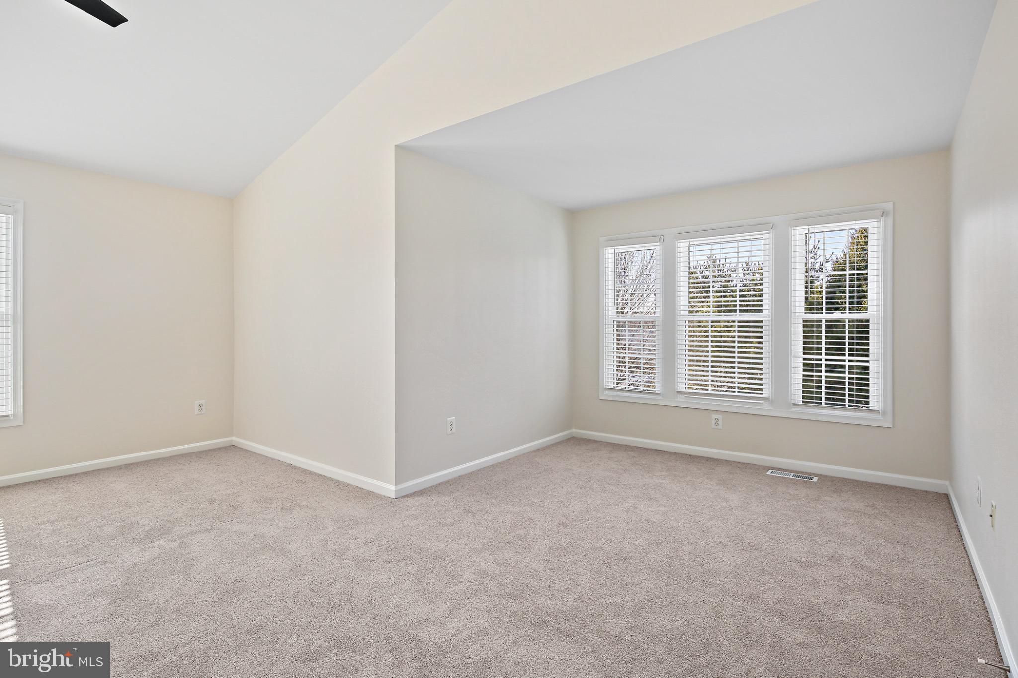 GUNVIEW FARM - Residential