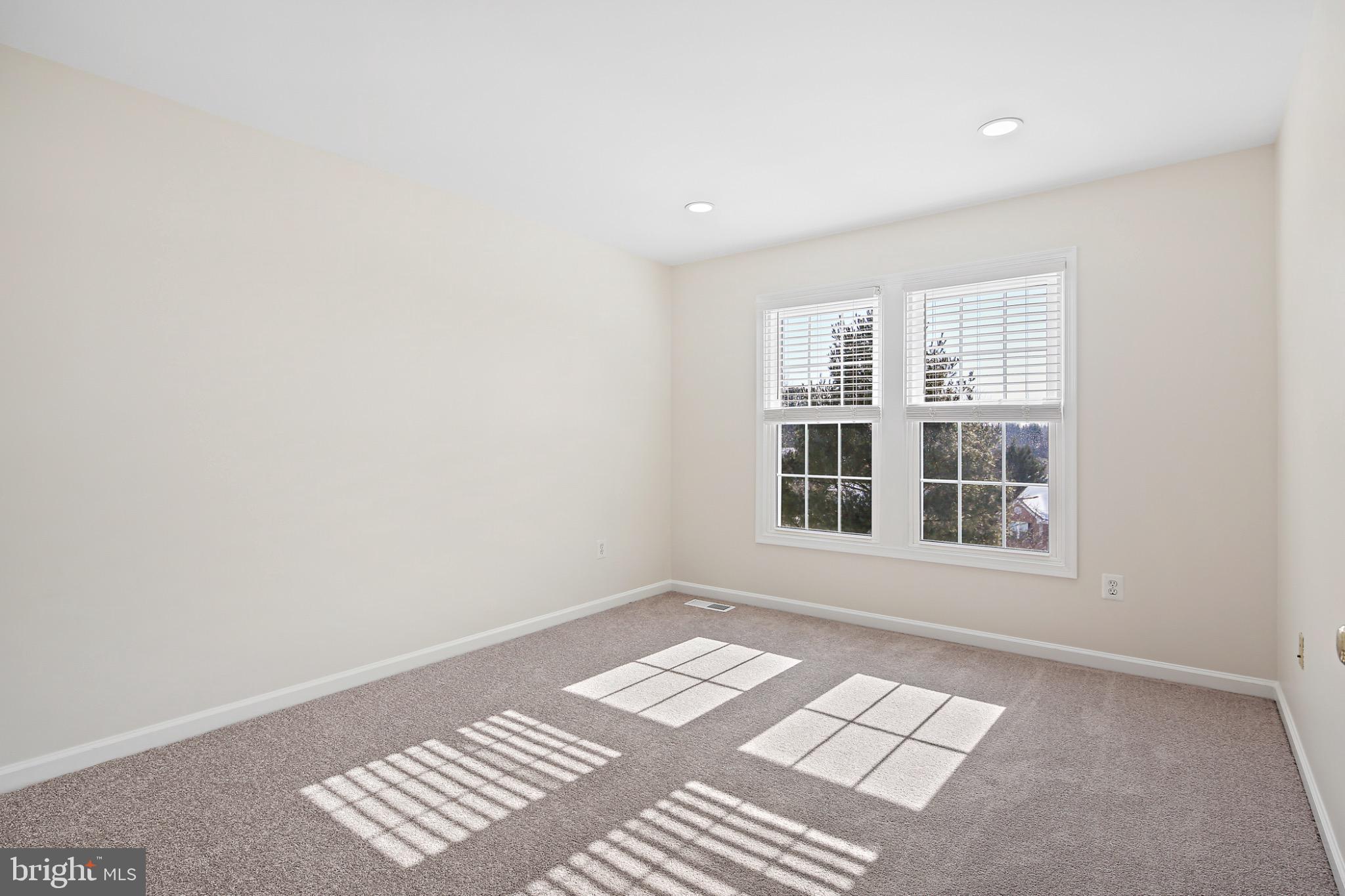 GUNVIEW FARM - Residential