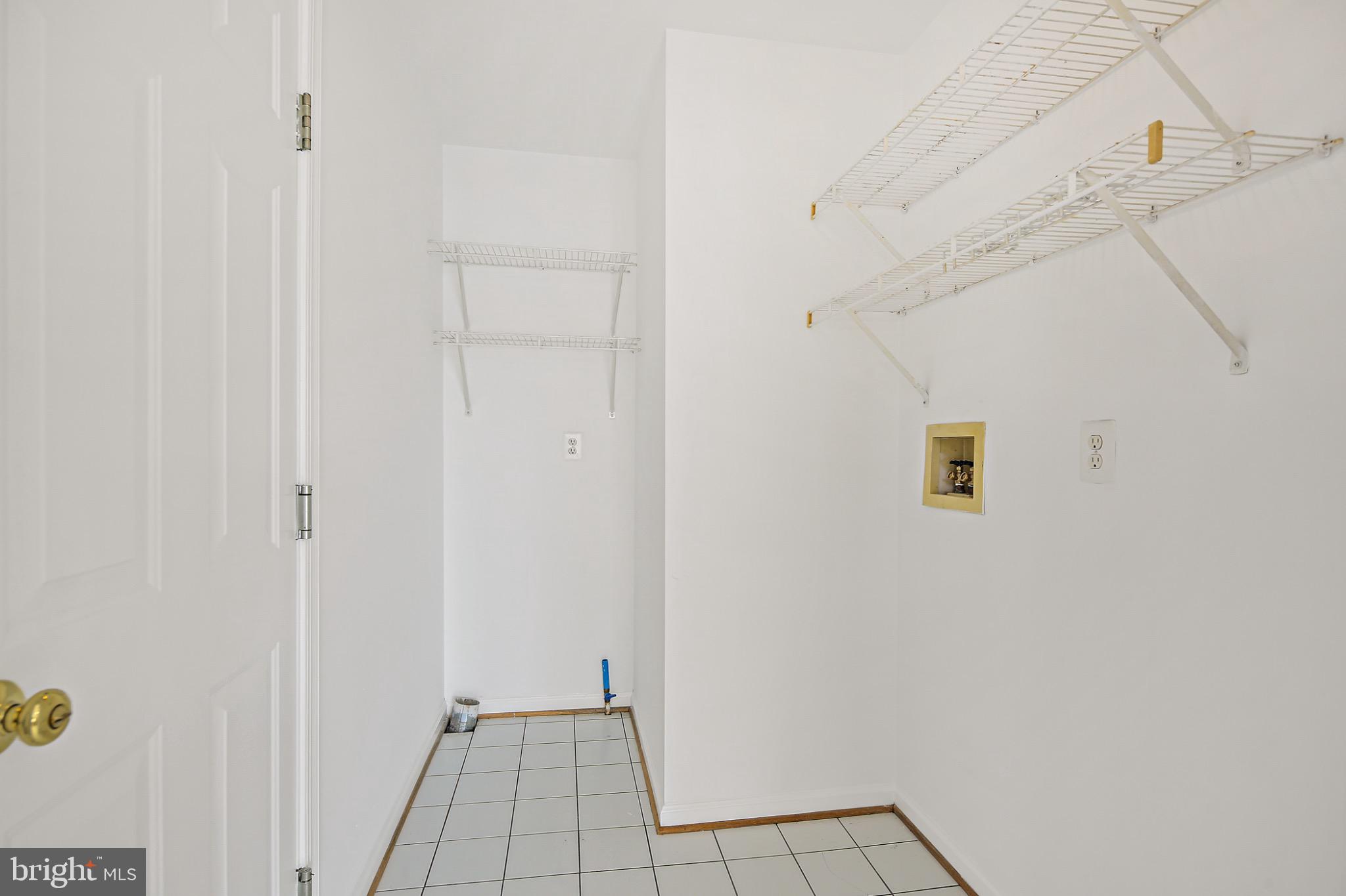 GUNVIEW FARM - Residential