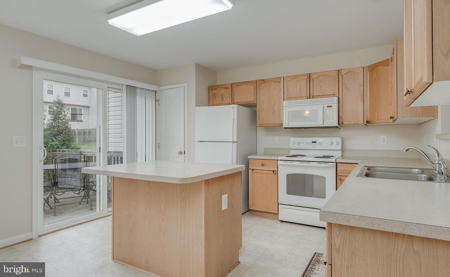 THE GALLERY - Residential Lease