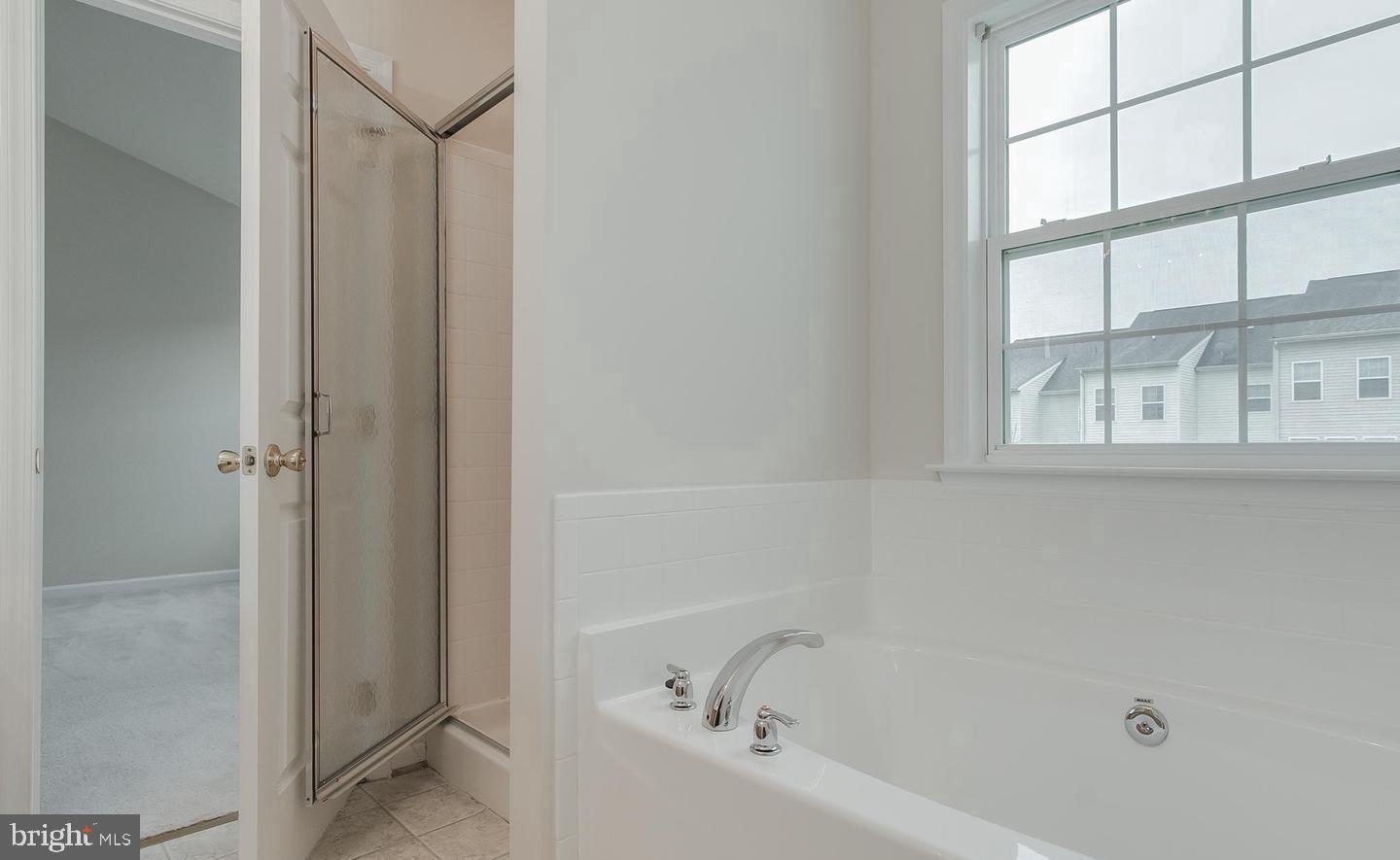 THE GALLERY - Residential Lease