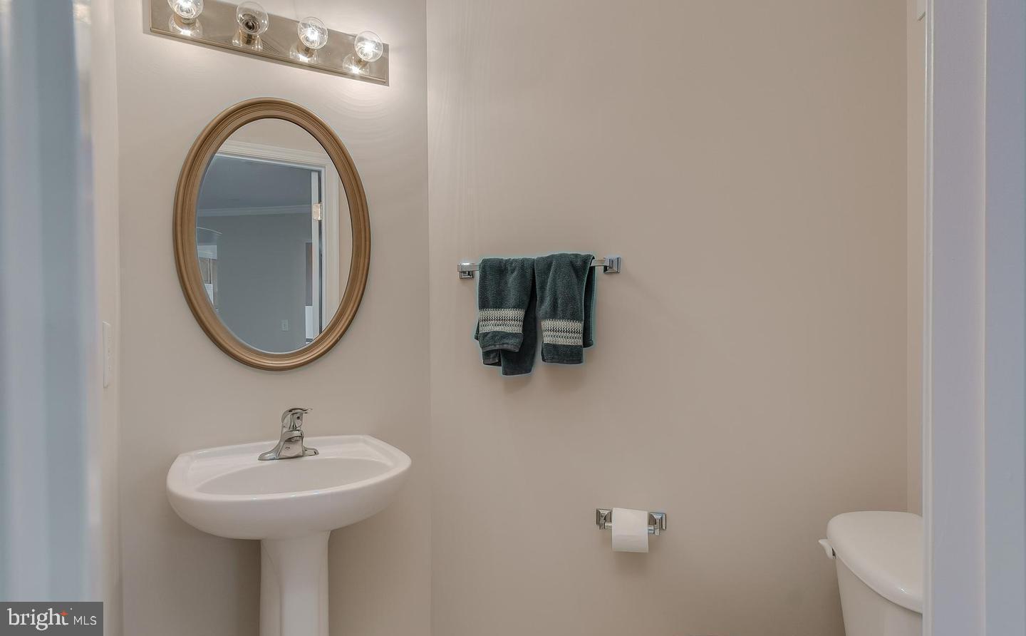 THE GALLERY - Residential Lease