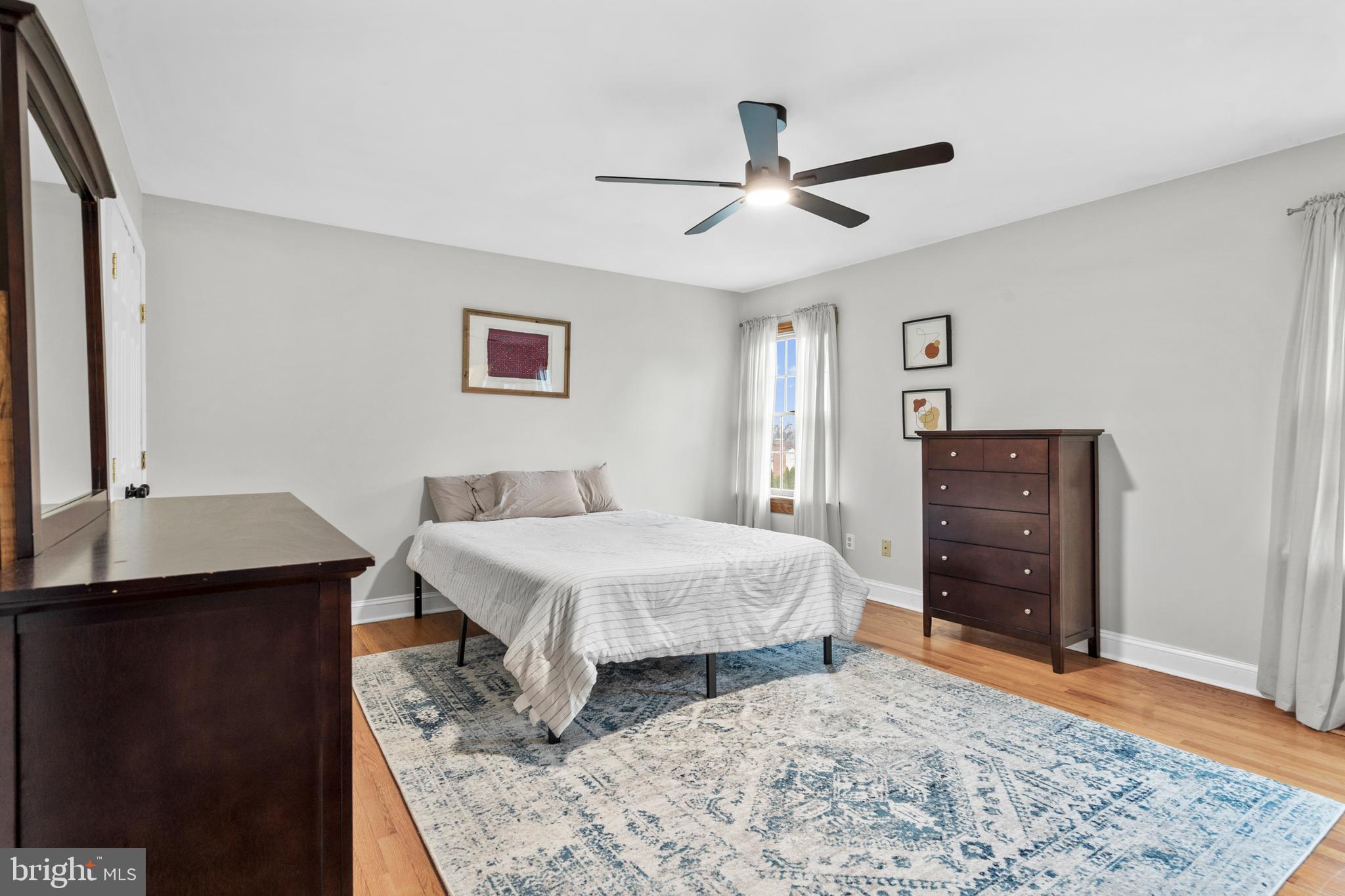 HEATHER KNOLL - Residential