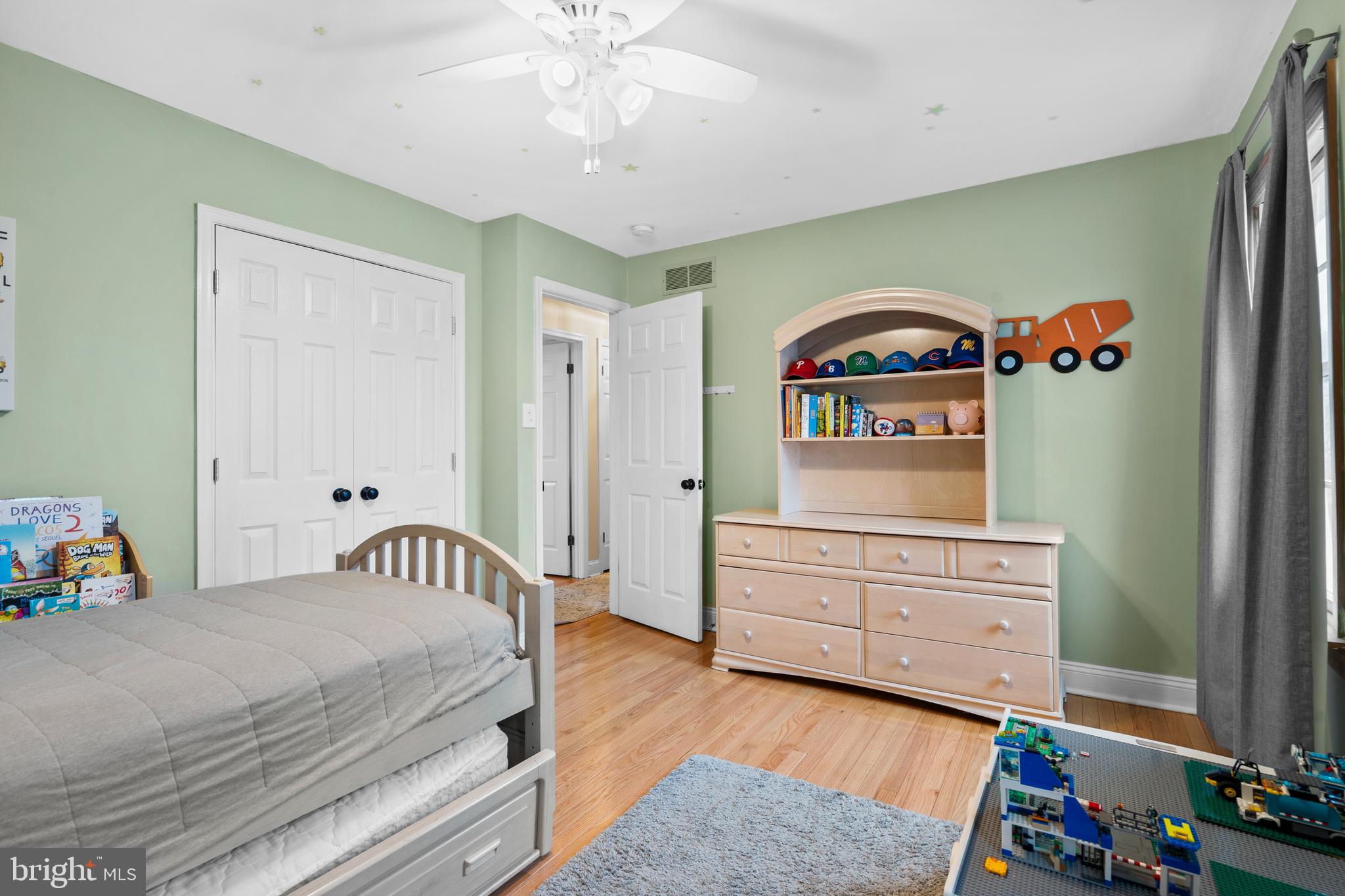 HEATHER KNOLL - Residential