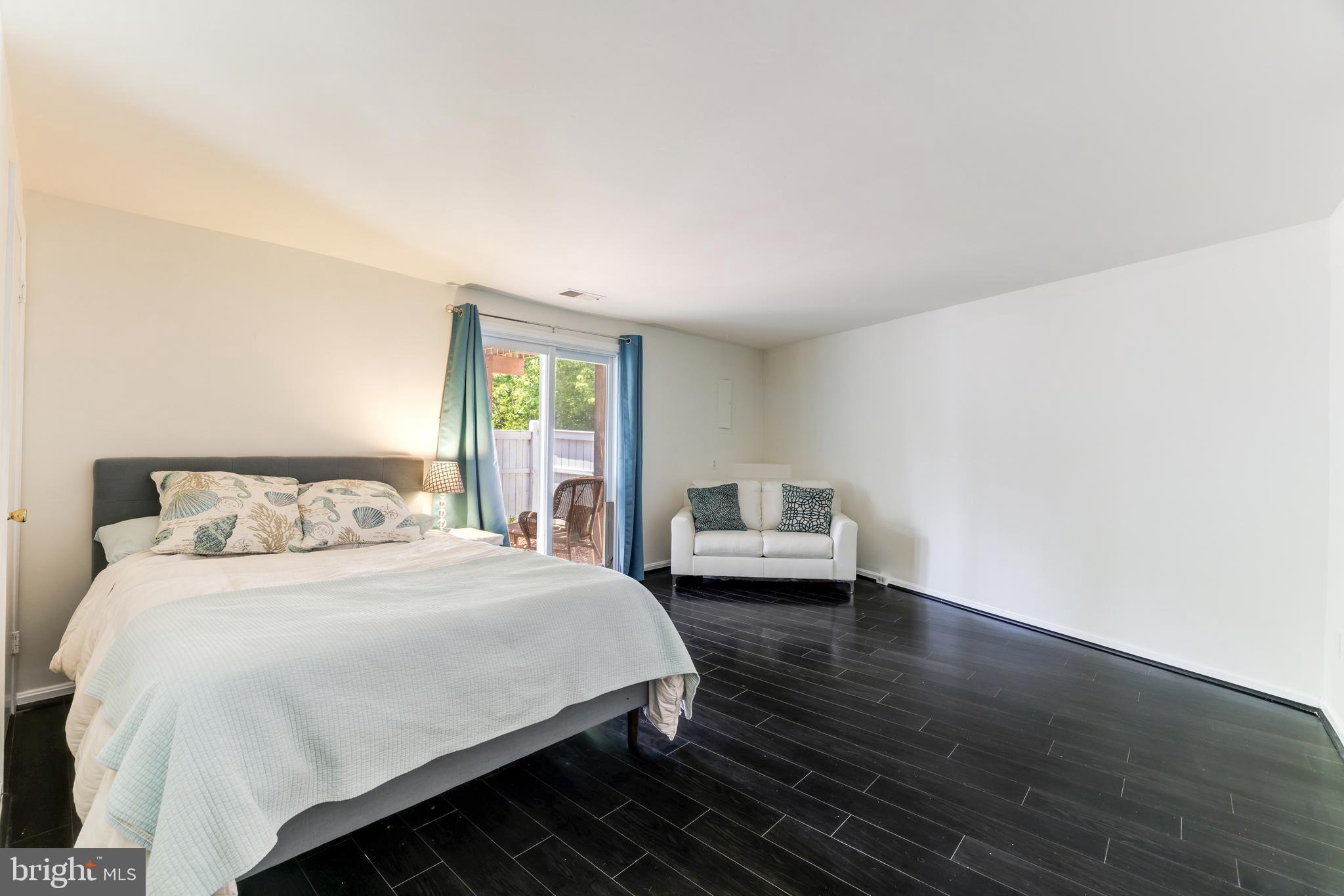 WHISPERHILL - Residential