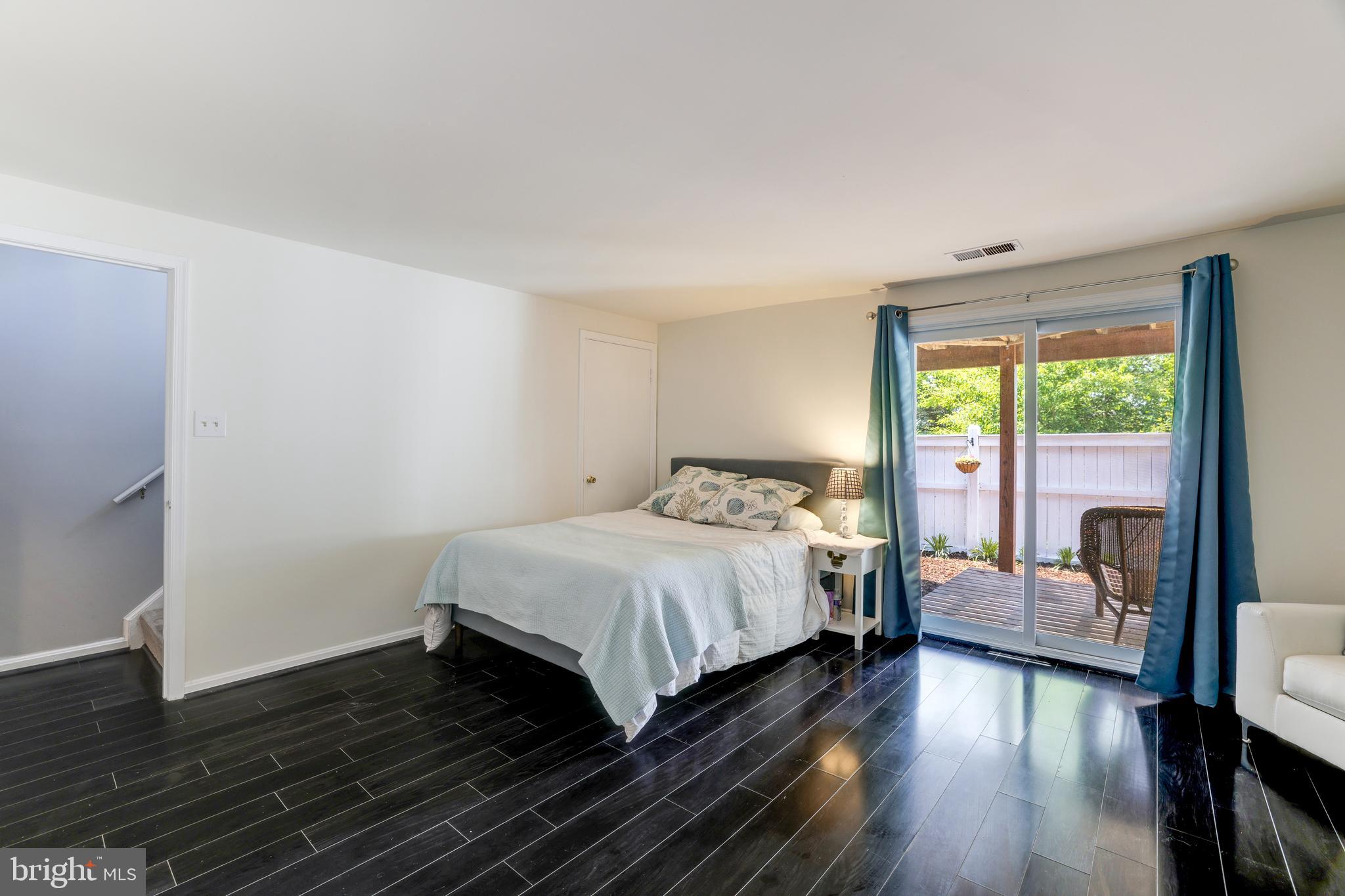 WHISPERHILL - Residential