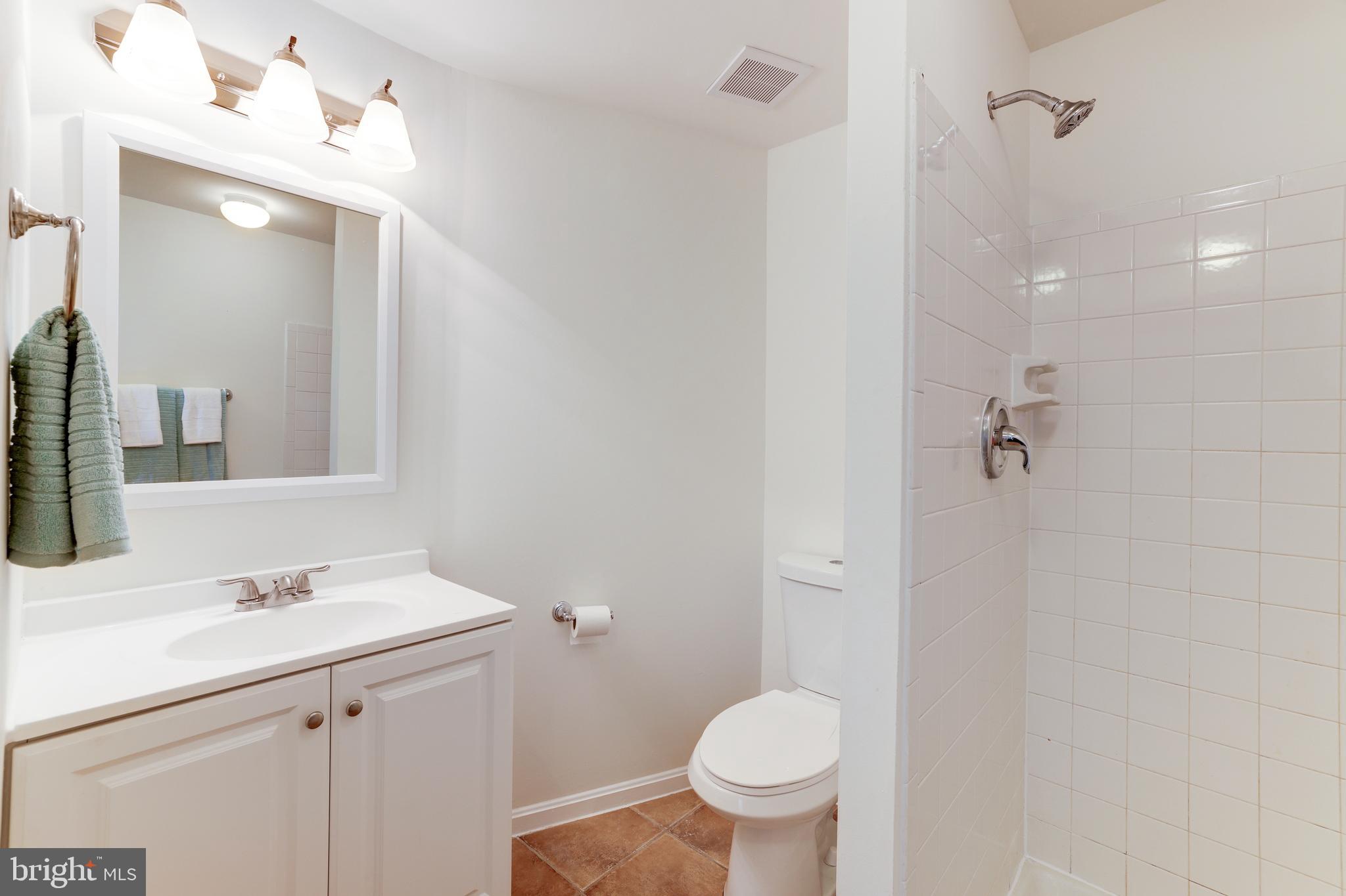 WHISPERHILL - Residential