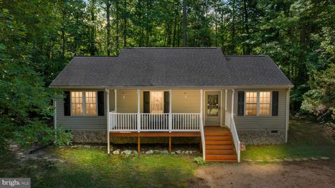 Homes For Sale - 234 Land Or Drive<br/> RUTHER GLEN, VA 22546