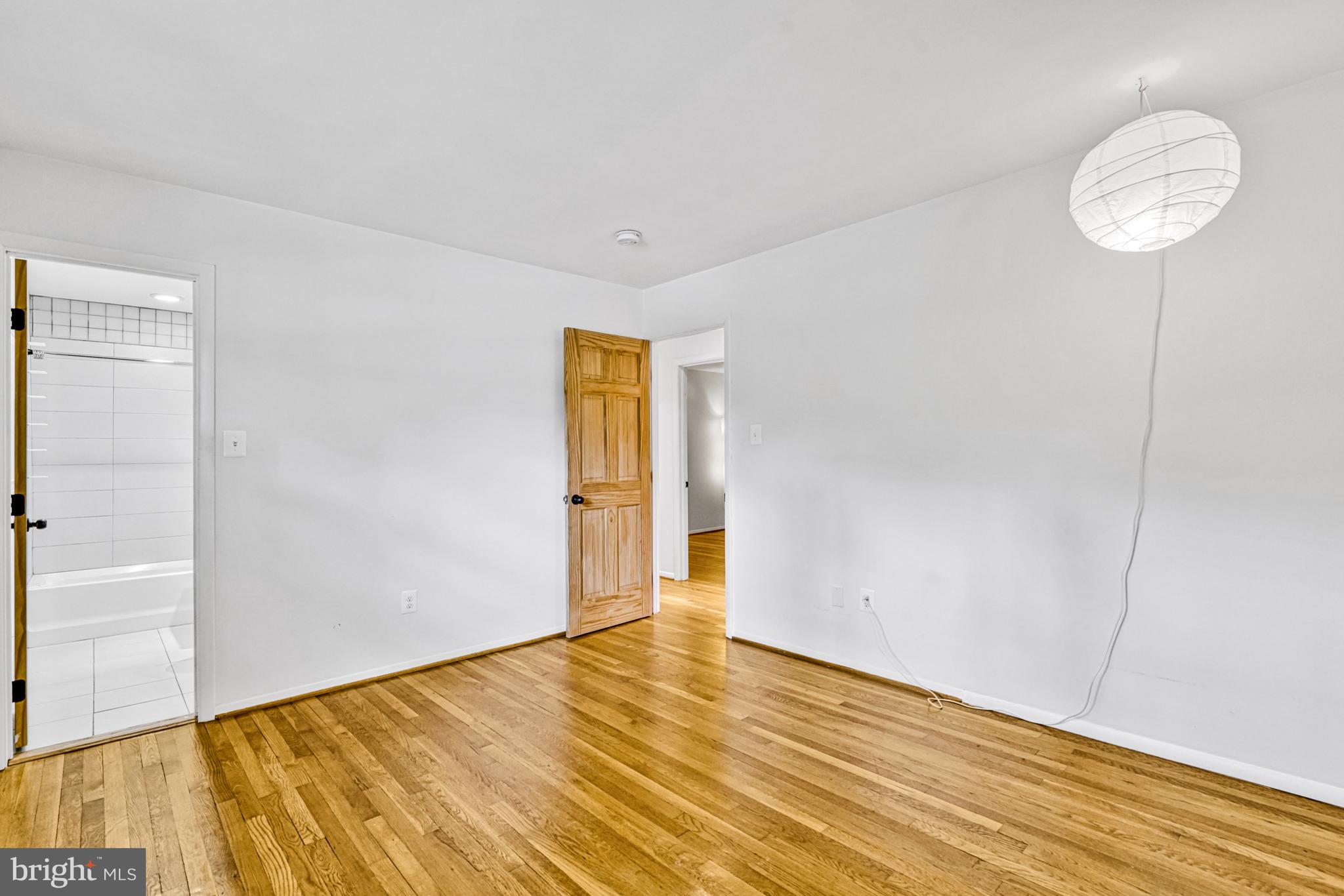 KINGWOOD PARK - Residential