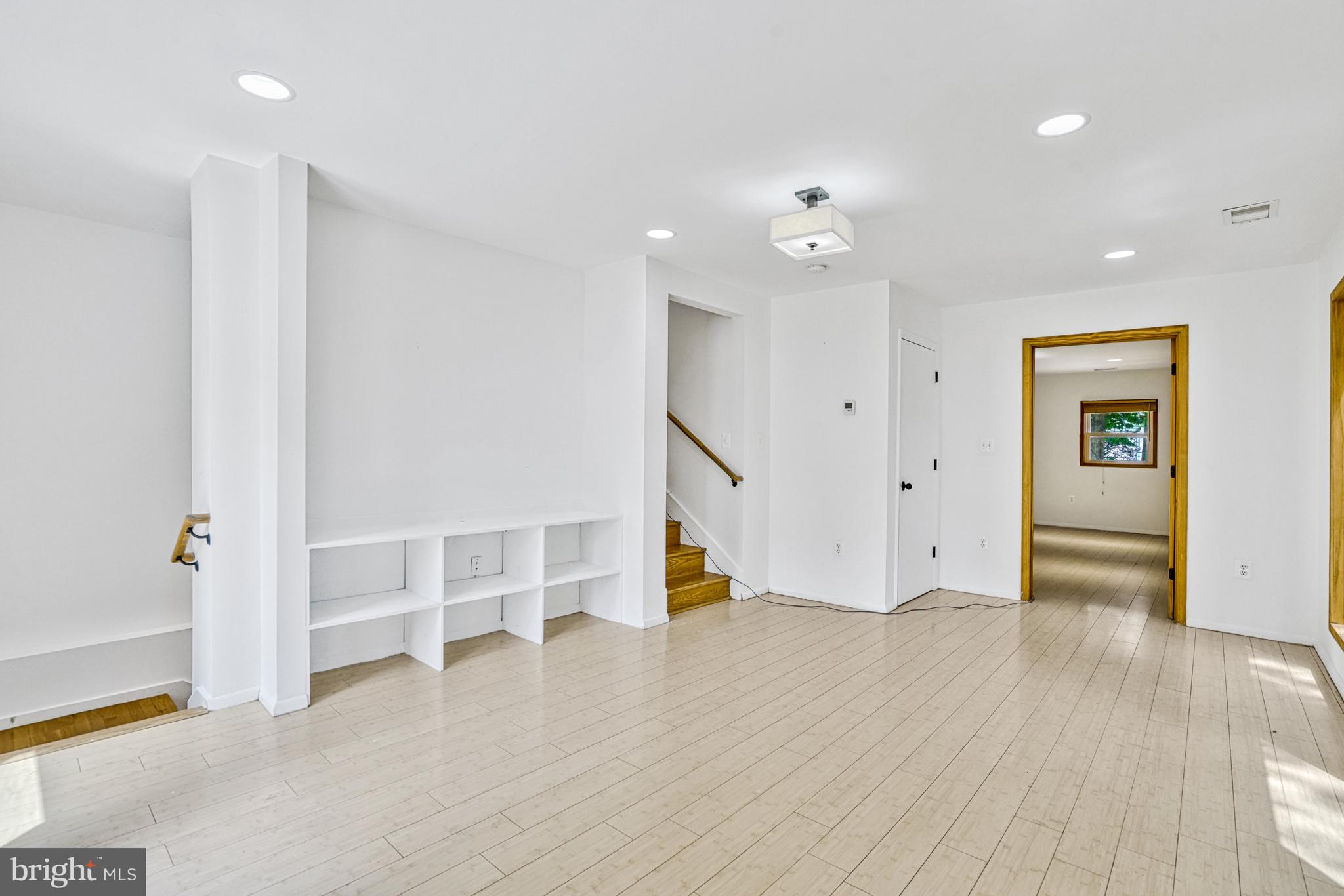 KINGWOOD PARK - Residential