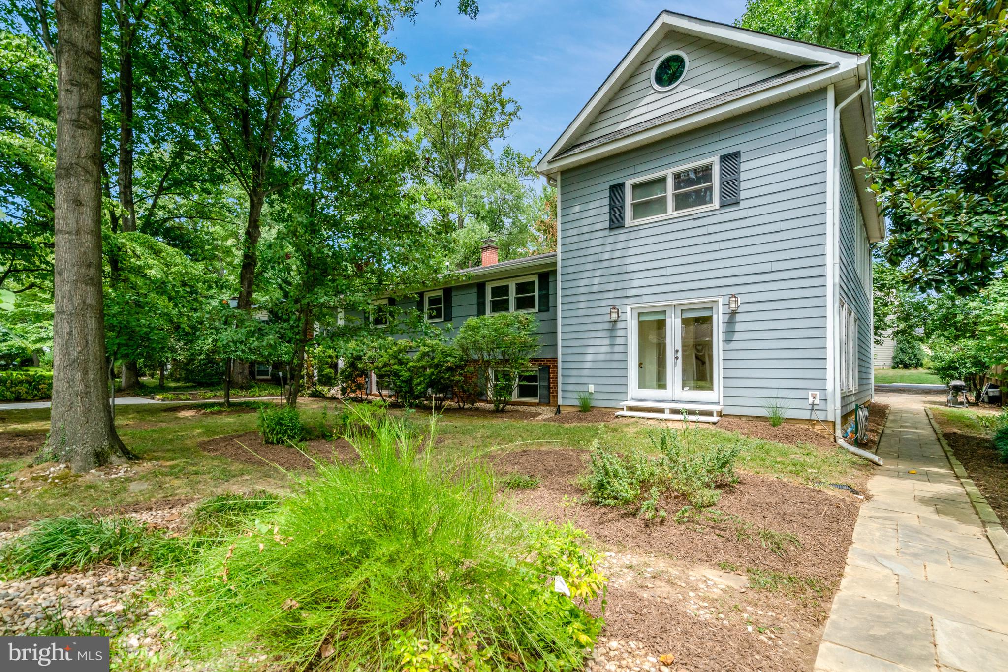 KINGWOOD PARK - Residential