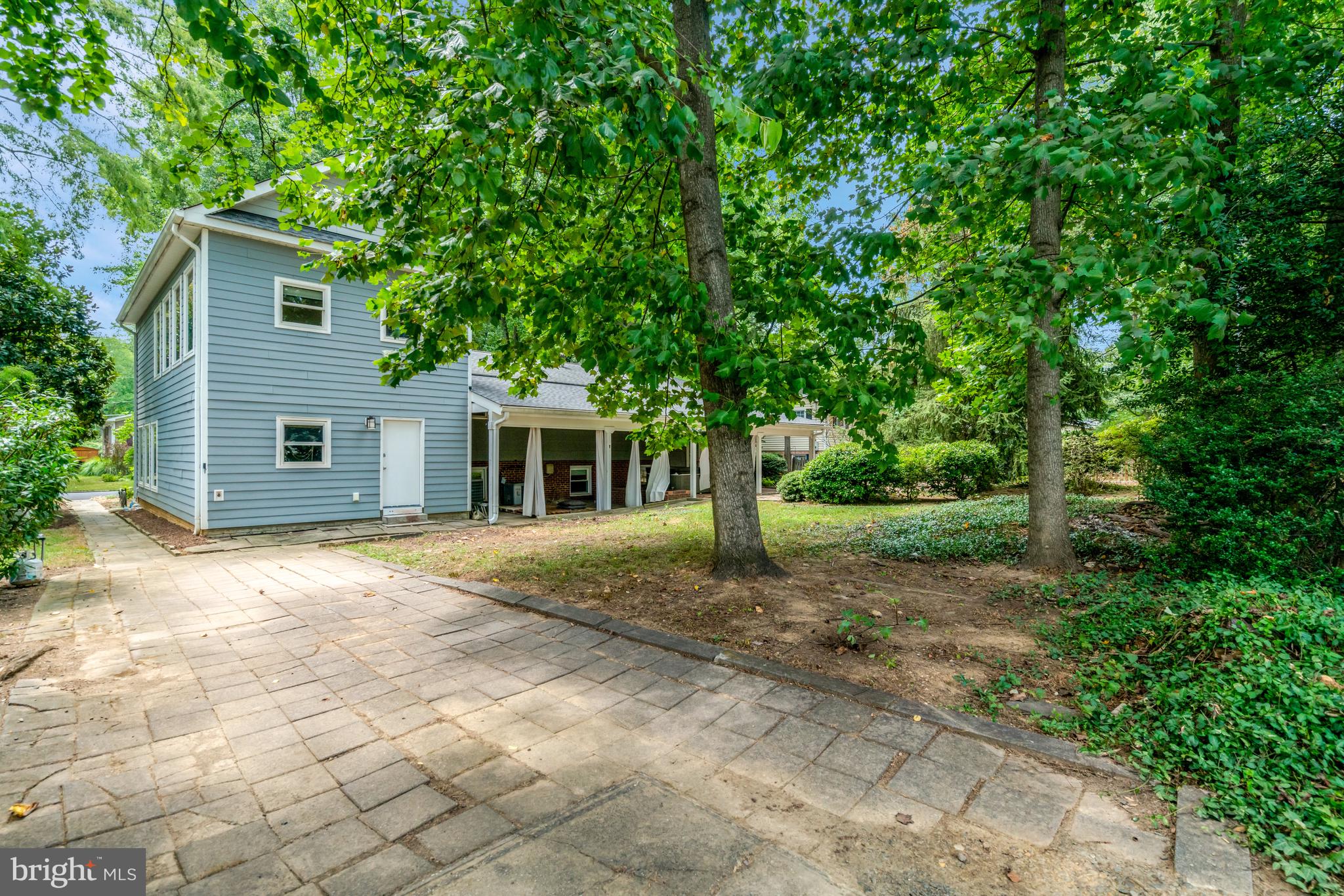 KINGWOOD PARK - Residential