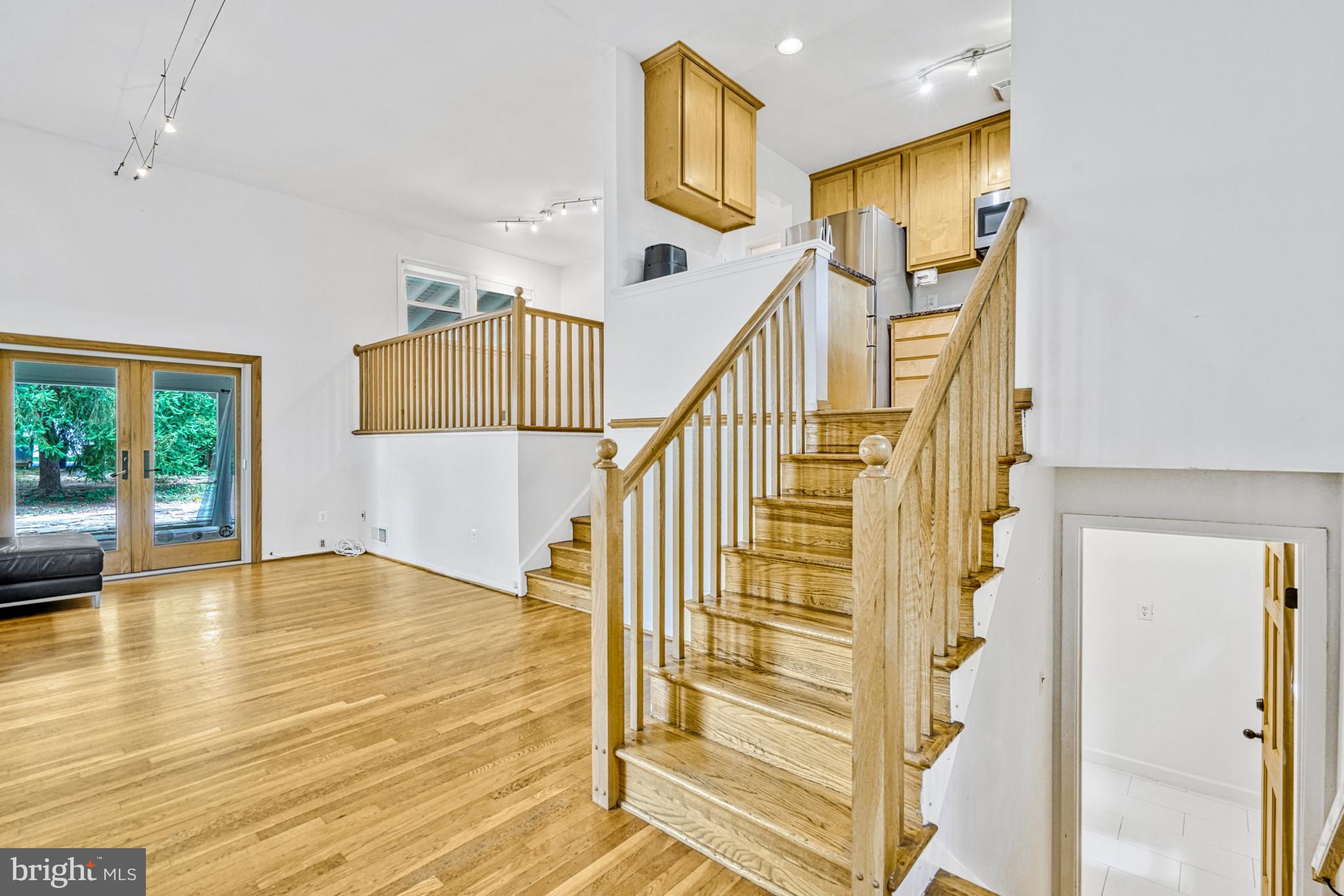 KINGWOOD PARK - Residential