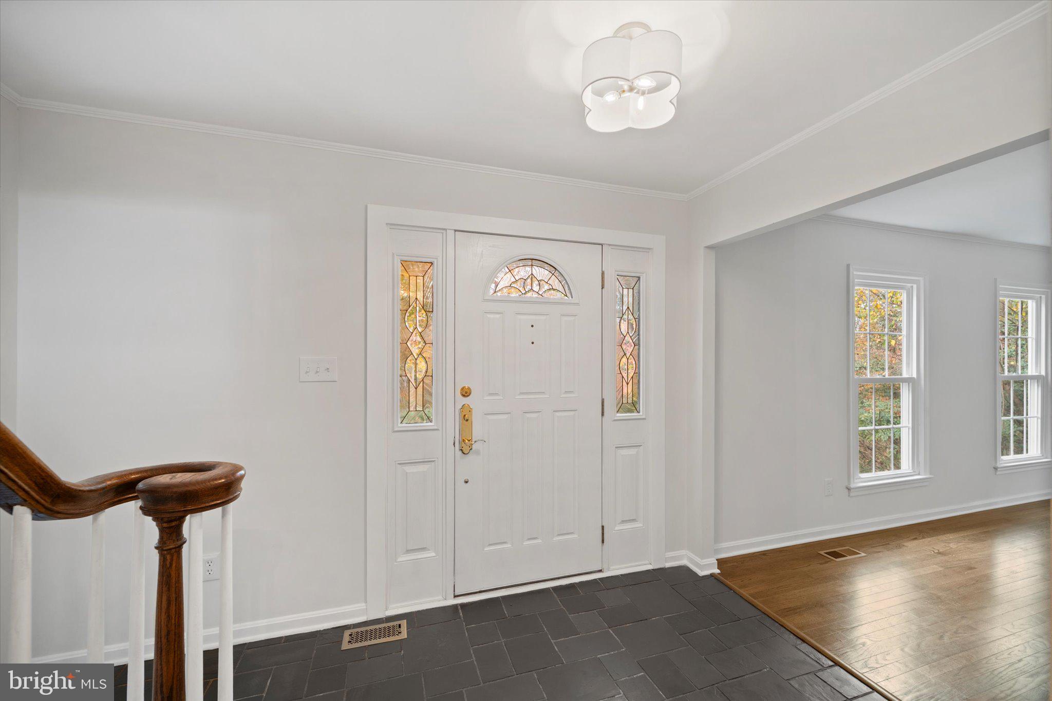 915 WELHAM GREEN ROAD