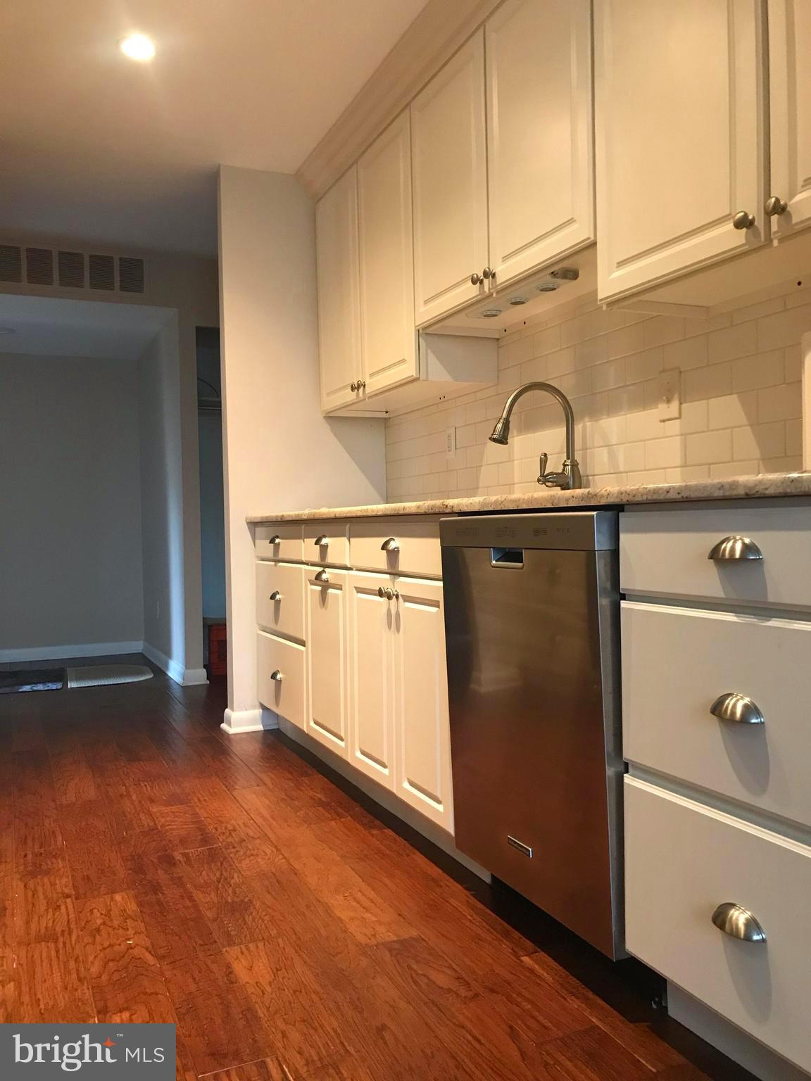 OAK HILL ESTATES - Residential