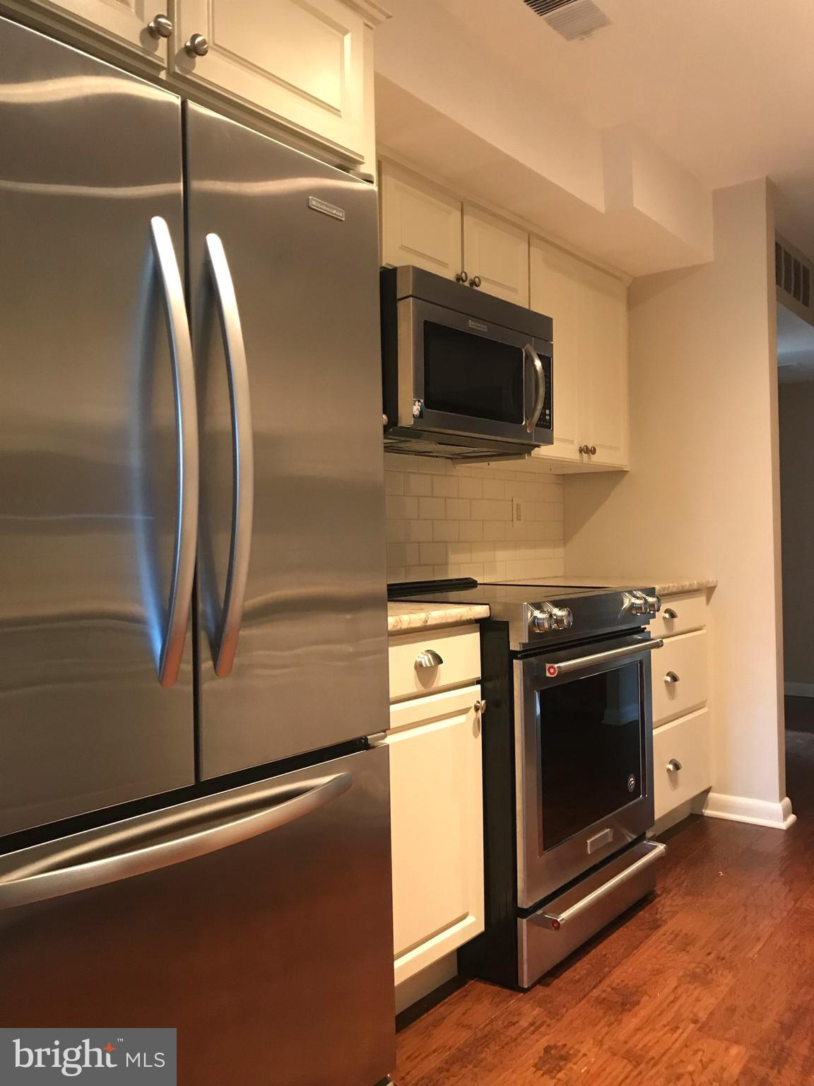 OAK HILL ESTATES - Residential