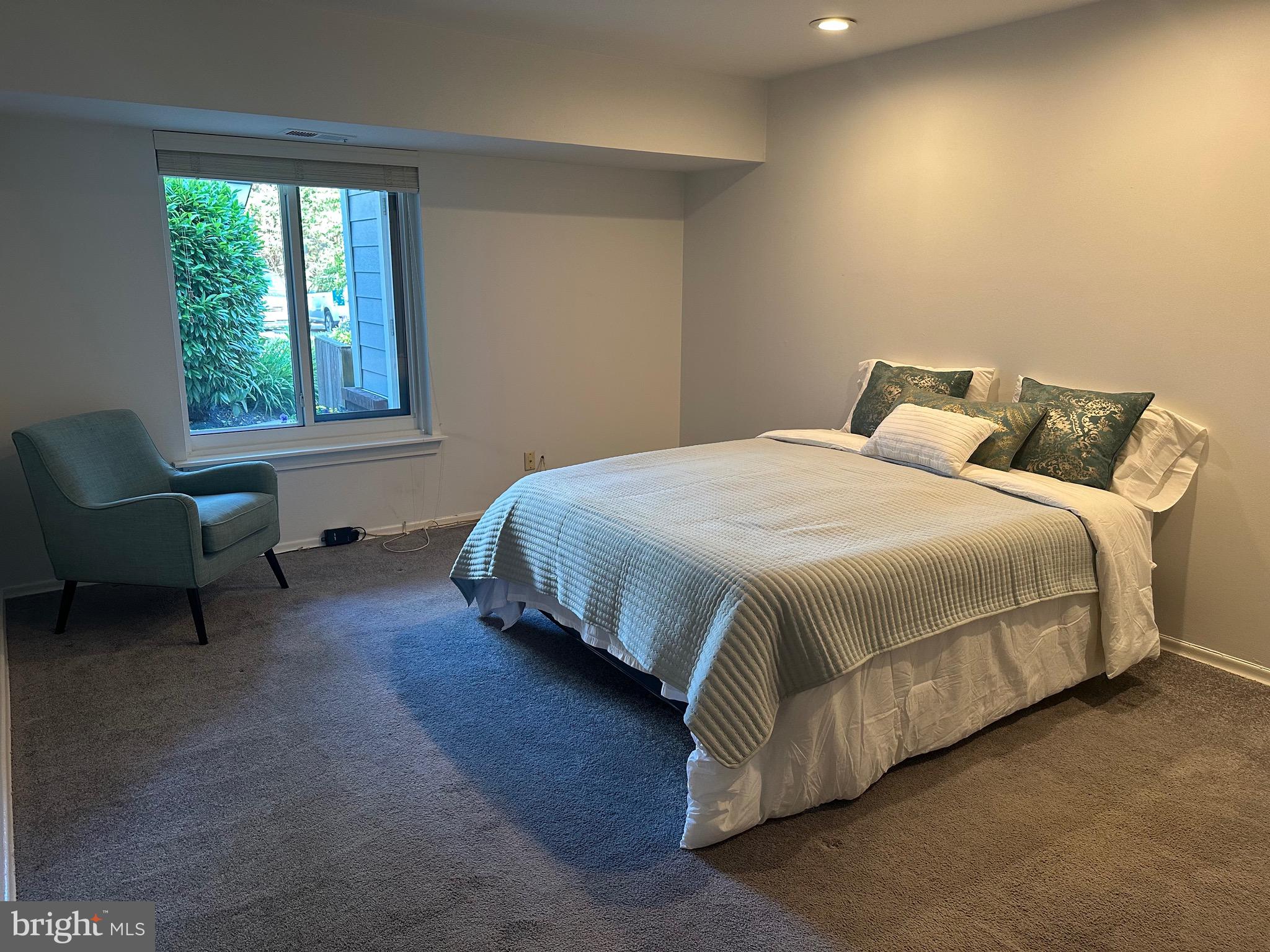 OAK HILL ESTATES - Residential