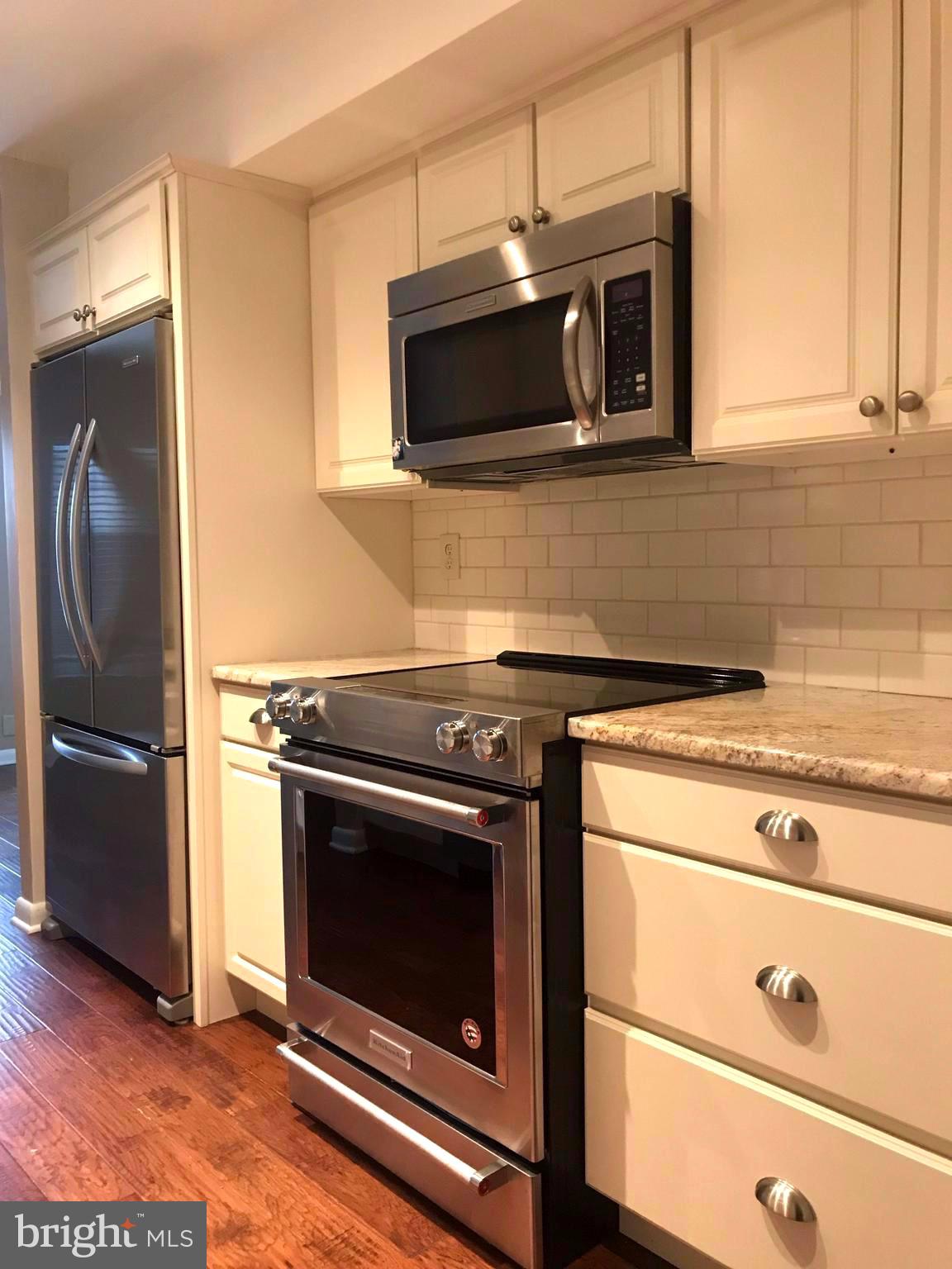 OAK HILL ESTATES - Residential