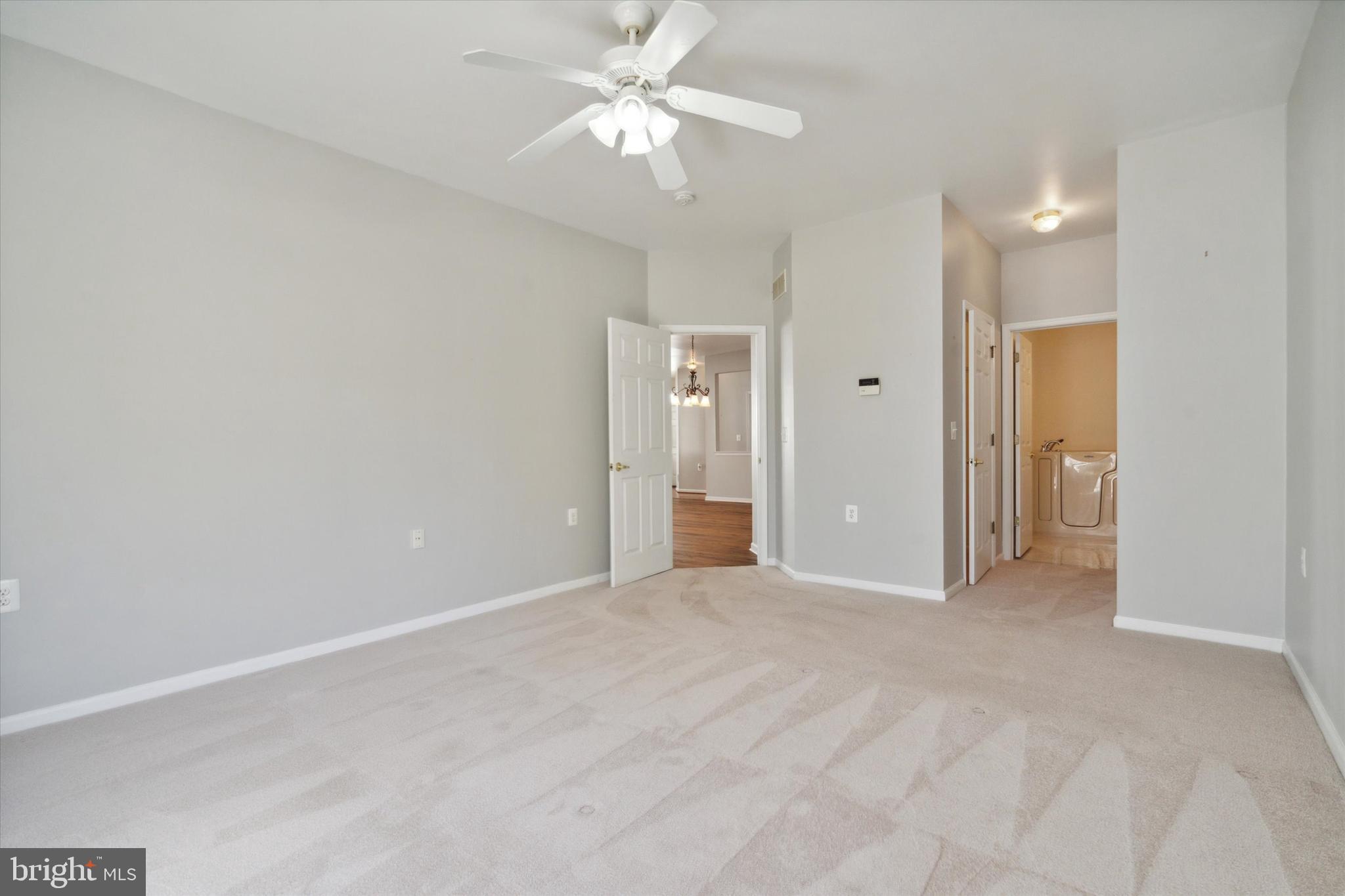 HERITAGE CR ESTS - Residential