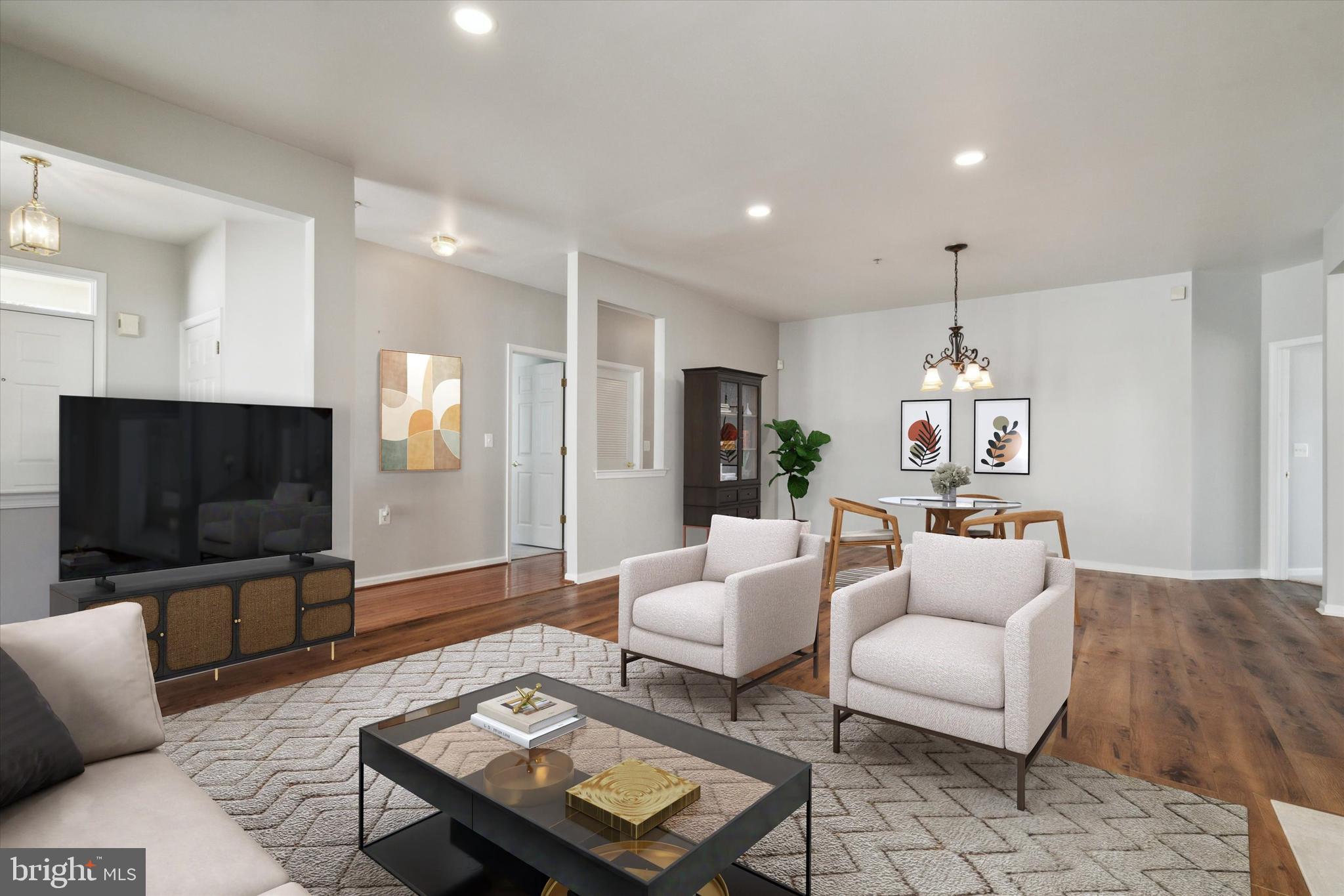 HERITAGE CR ESTS - Residential