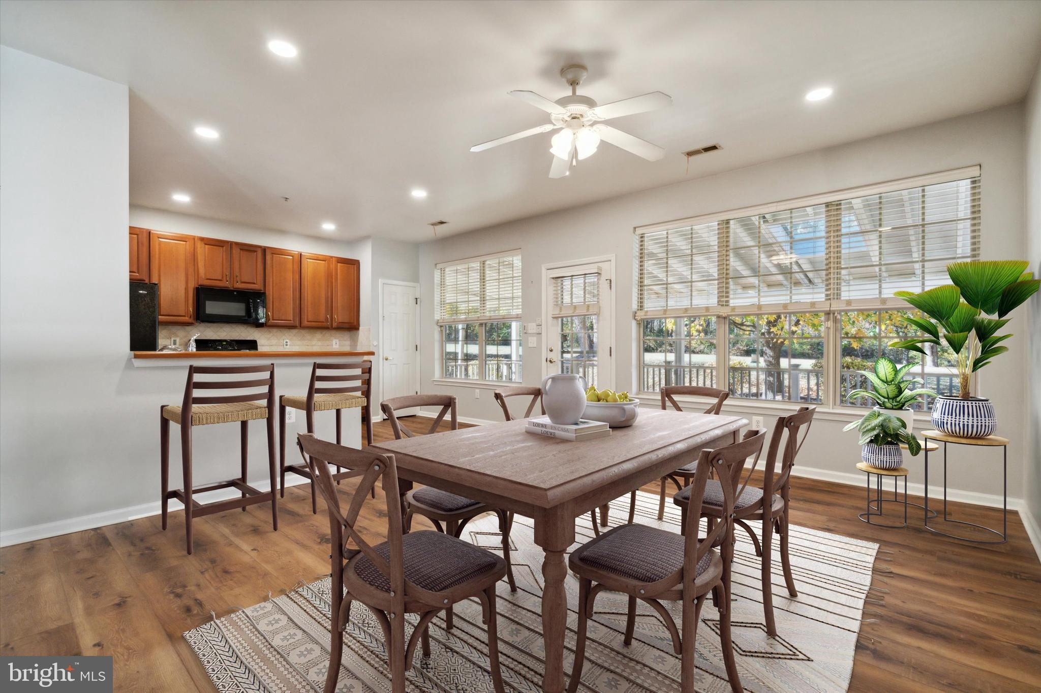 HERITAGE CR ESTS - Residential