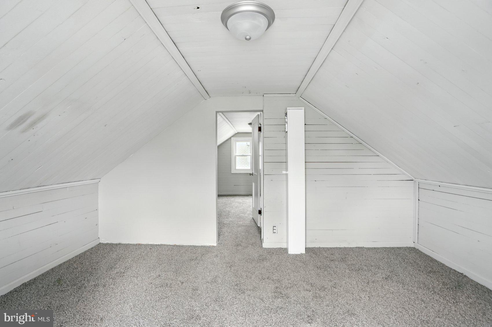 ROSEDALE - Residential