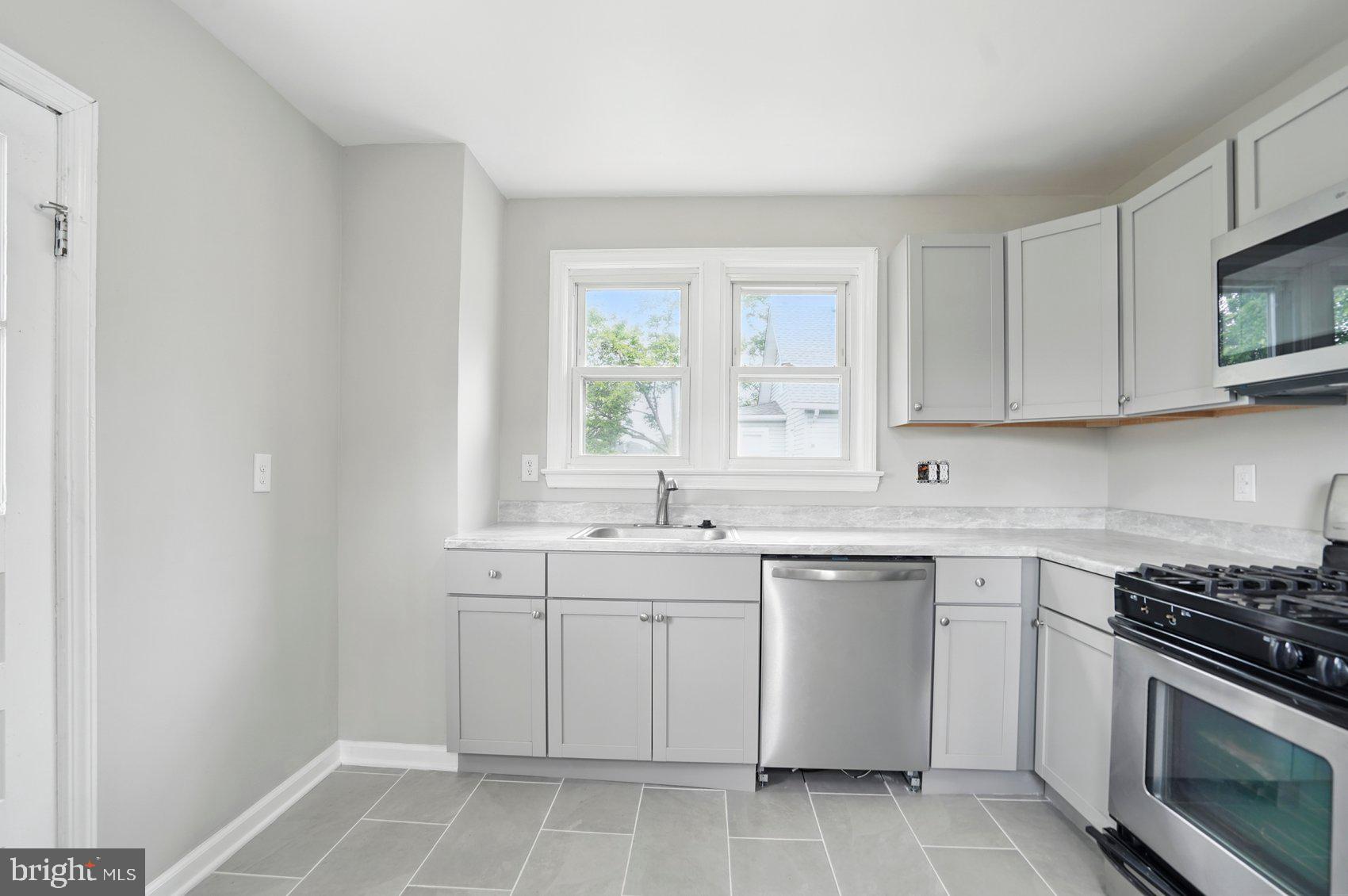 ROSEDALE - Residential