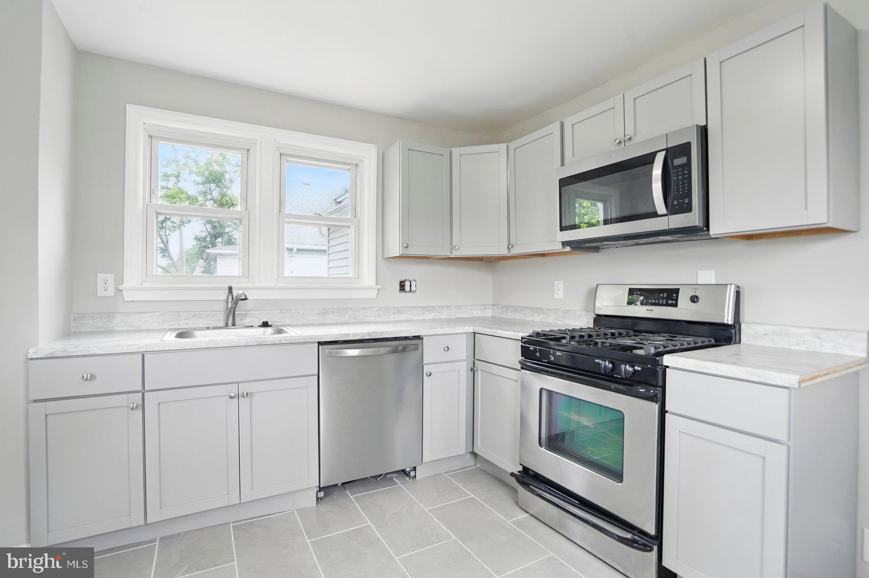 ROSEDALE - Residential