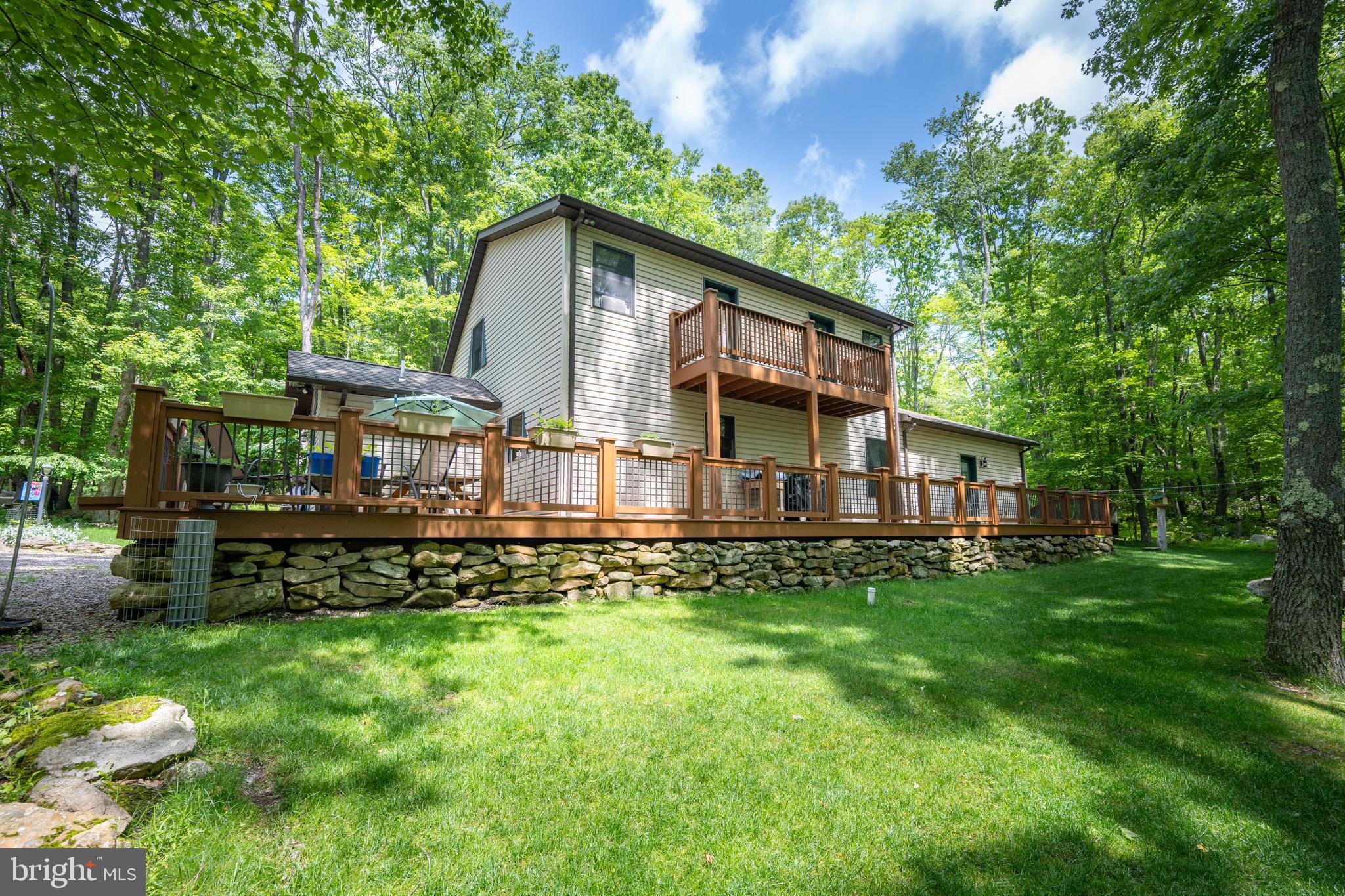 YOUGHIOUGHENY MOUNTAIN - Residential