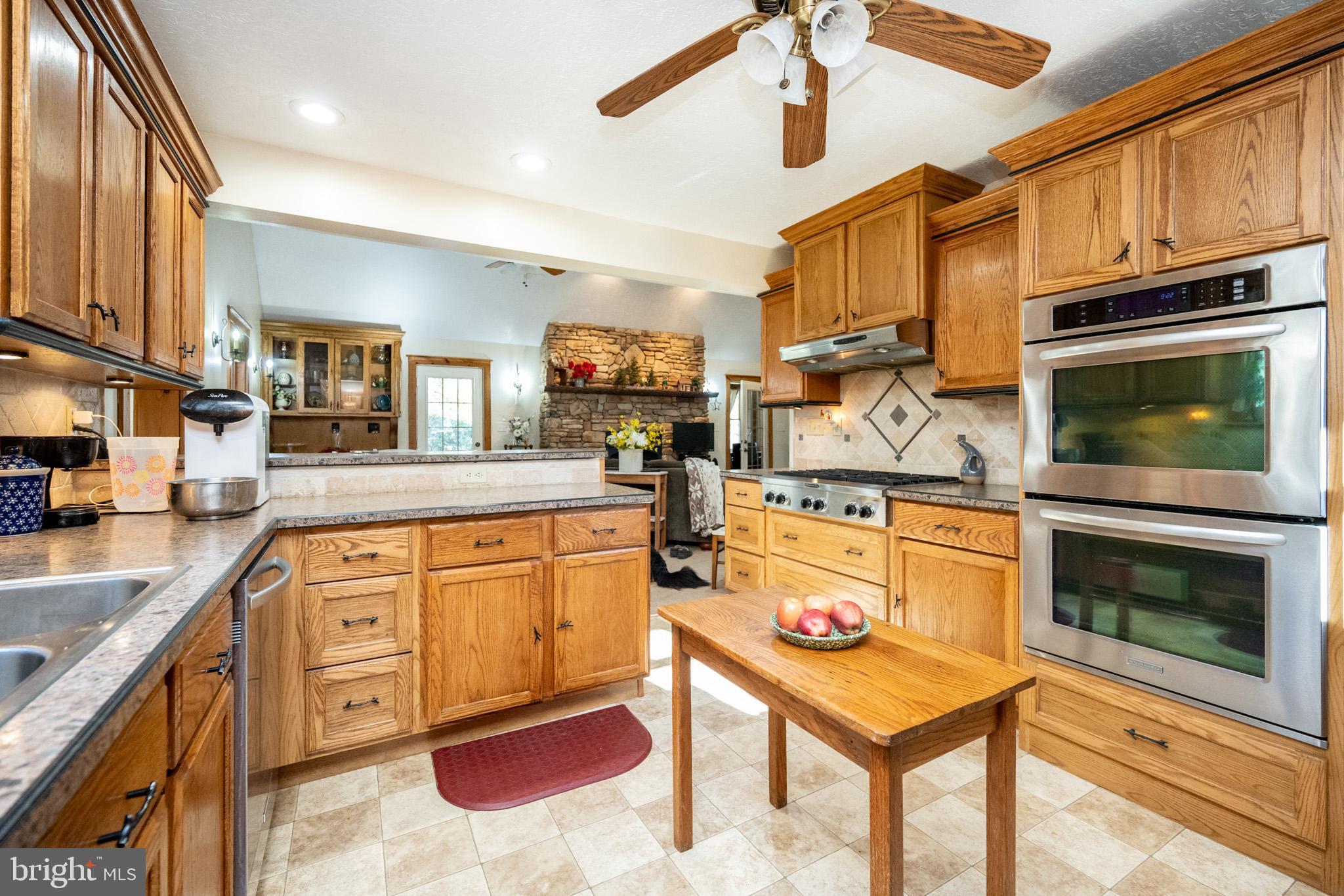 YOUGHIOUGHENY MOUNTAIN - Residential